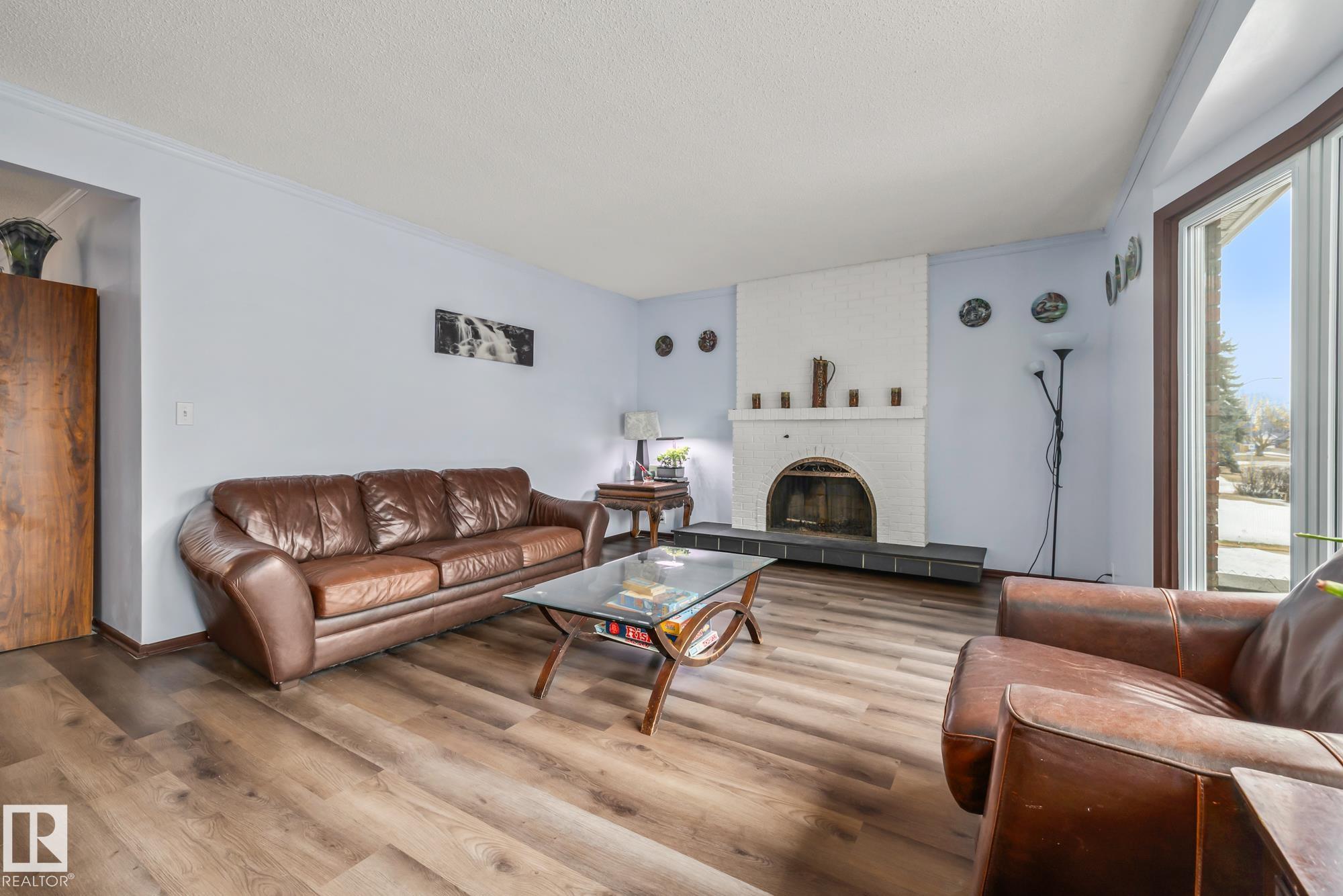 Third View of 8812 135 Avenue, Glengarry, Edmonton, Alberta, T5E 1N3