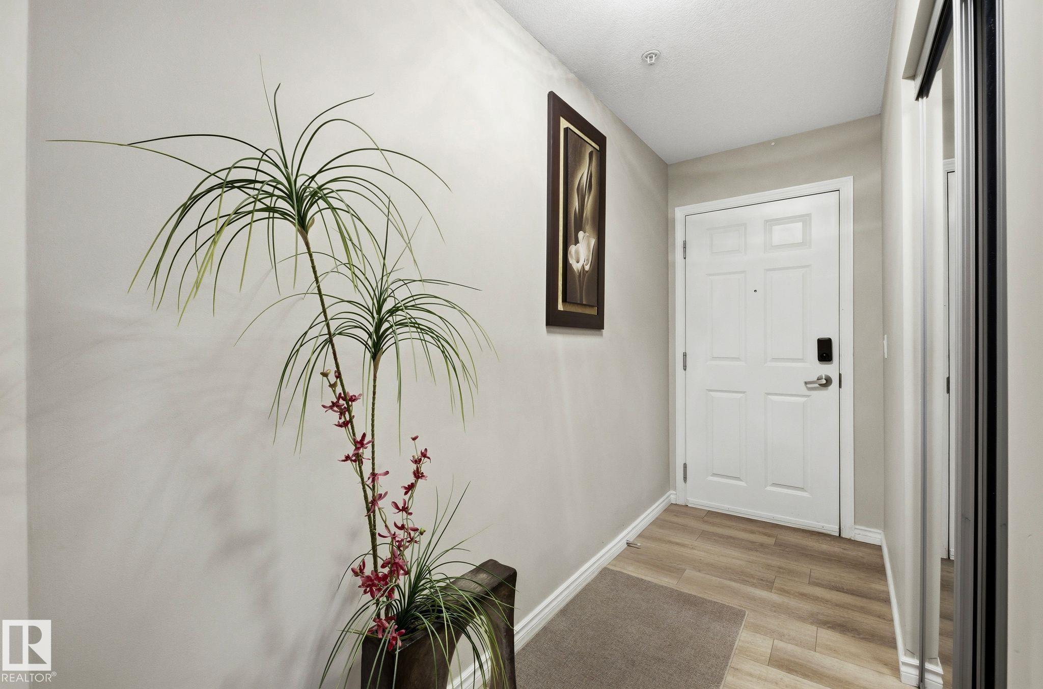 Second View of 504 9945 167 Street, Glenwood (Edmonton), Edmonton, Alberta, T5P 0K5