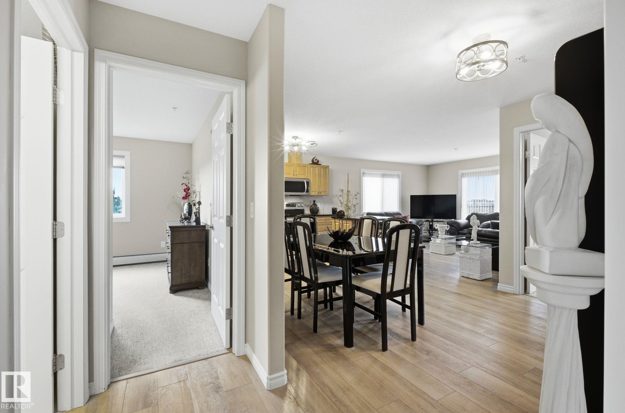 Fifth View of 504 9945 167 Street, Glenwood (Edmonton), Edmonton, Alberta, T5P 0K5