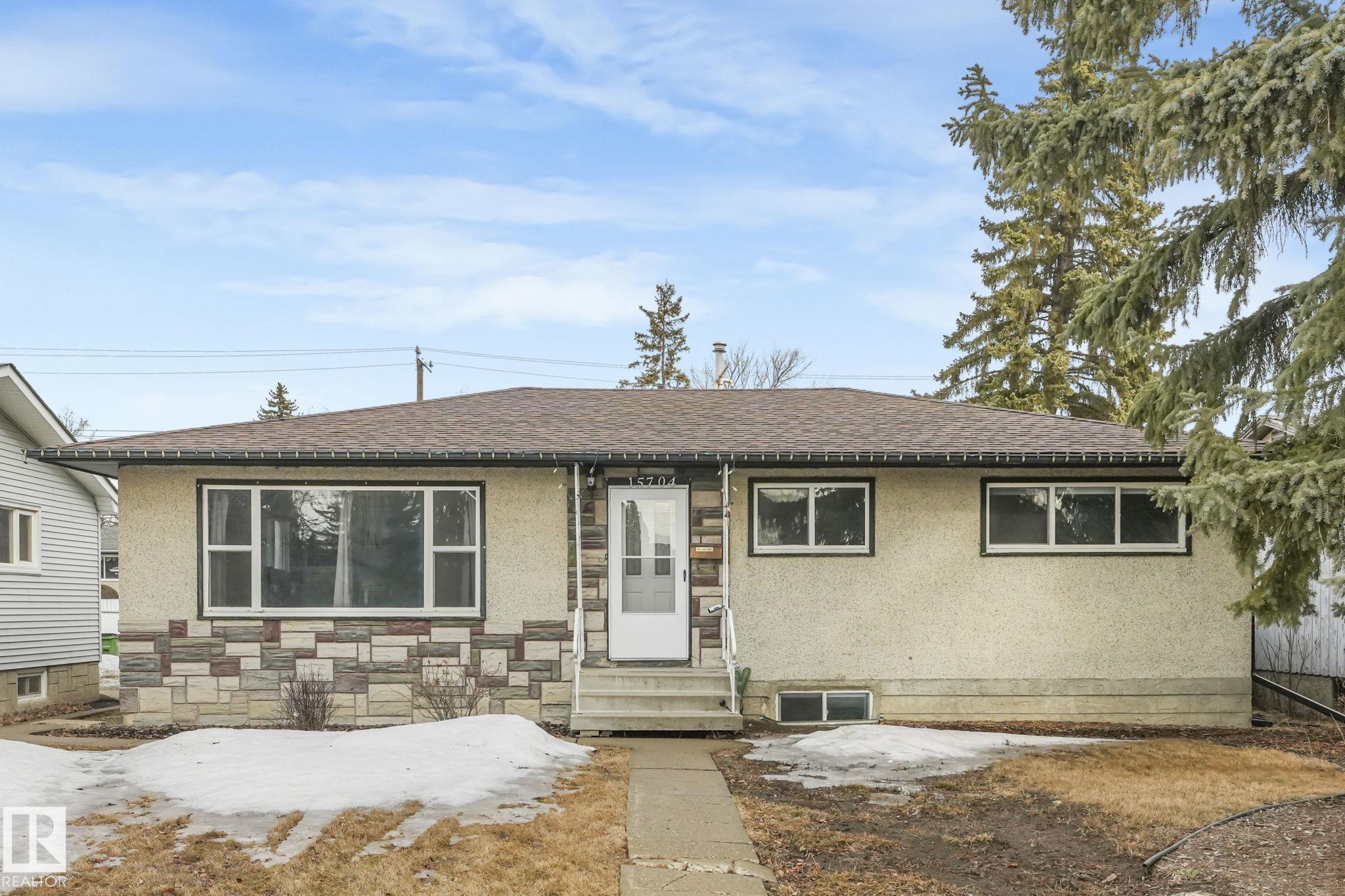 15704 91 Avenue, E4478296, Alberta,