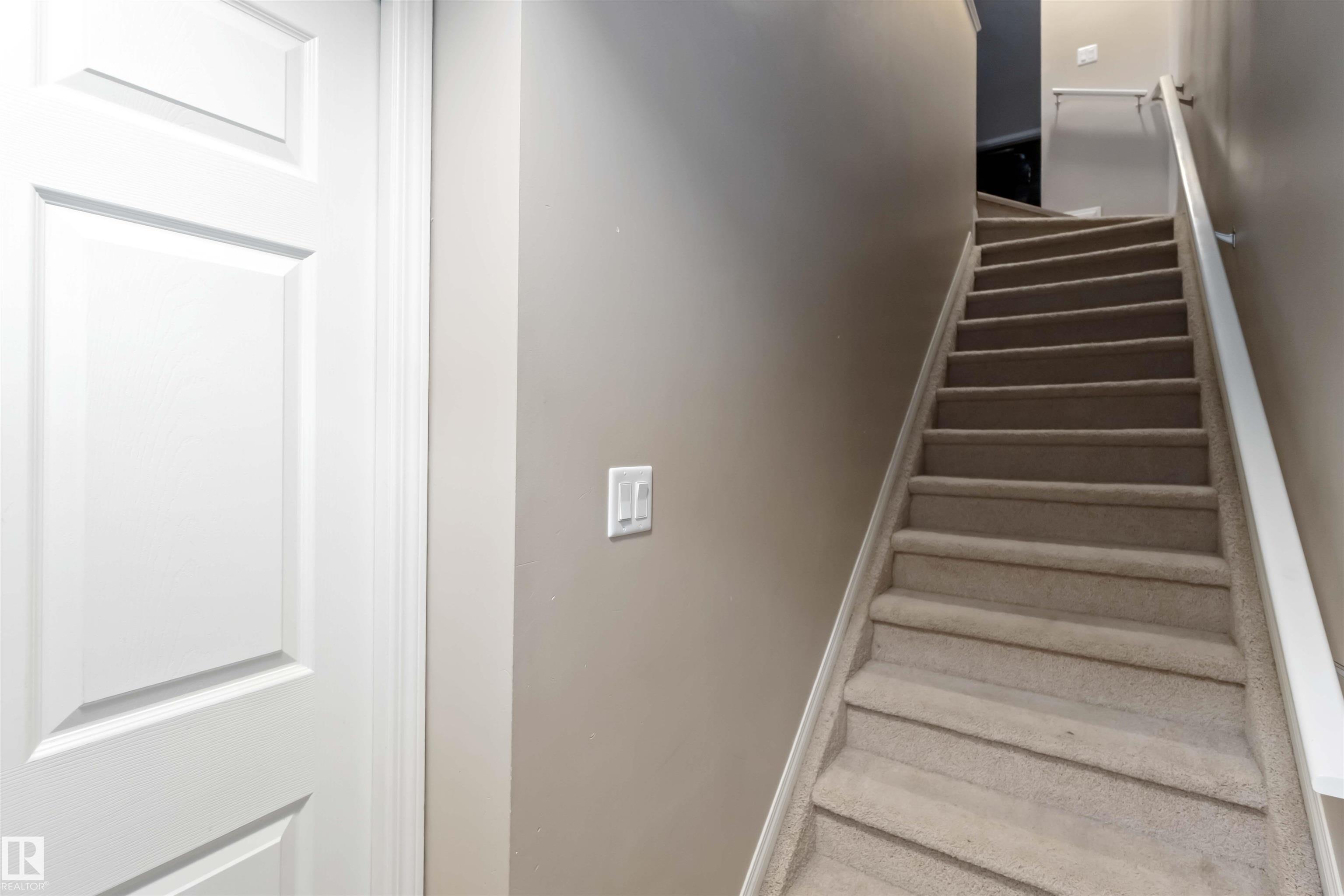 Third View of 41 30 OAK VISTA Drive, Oakmont, St. Albert, Alberta, T8N 3T1