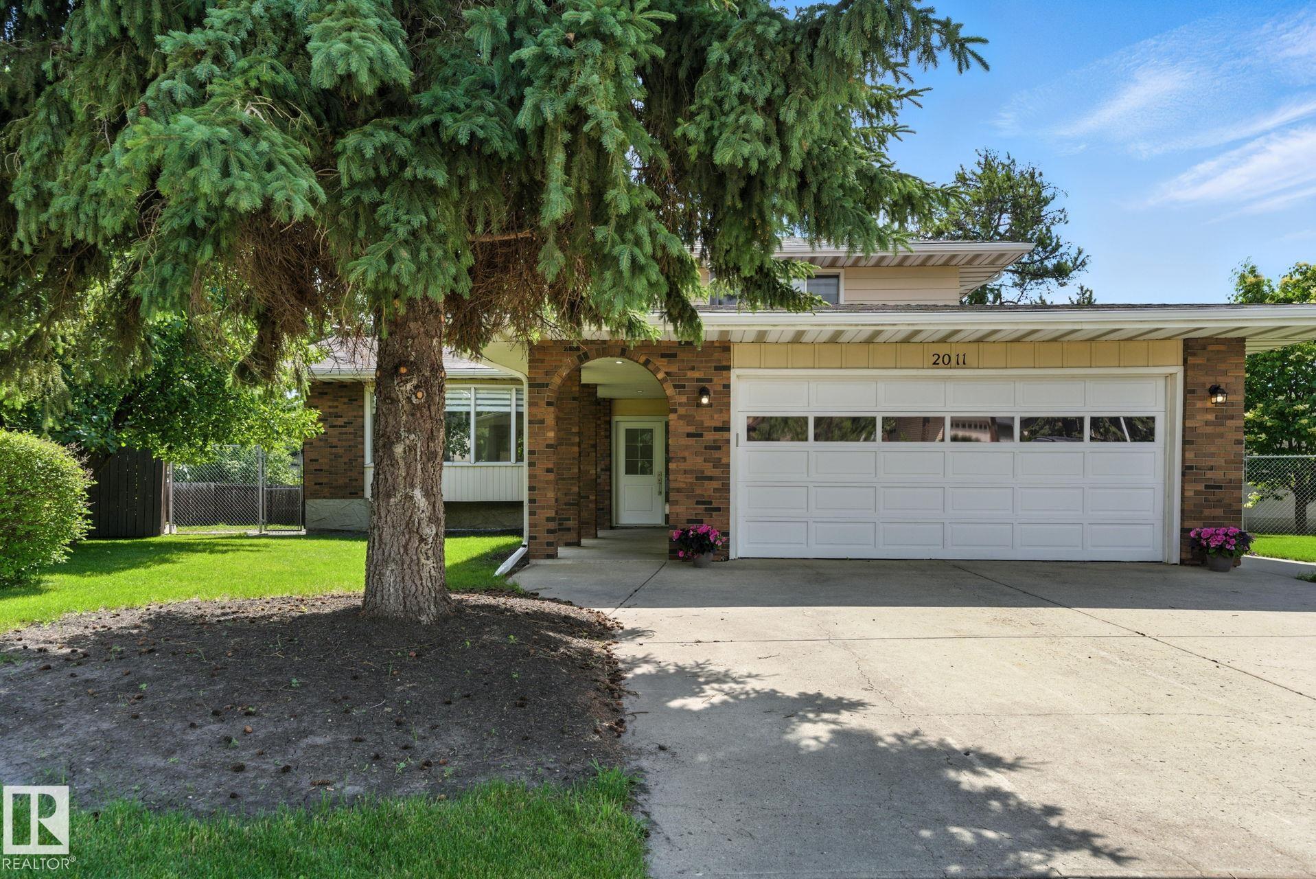 Second View of 2011 89 Street, Satoo, Edmonton, Alberta, T6K 2A2