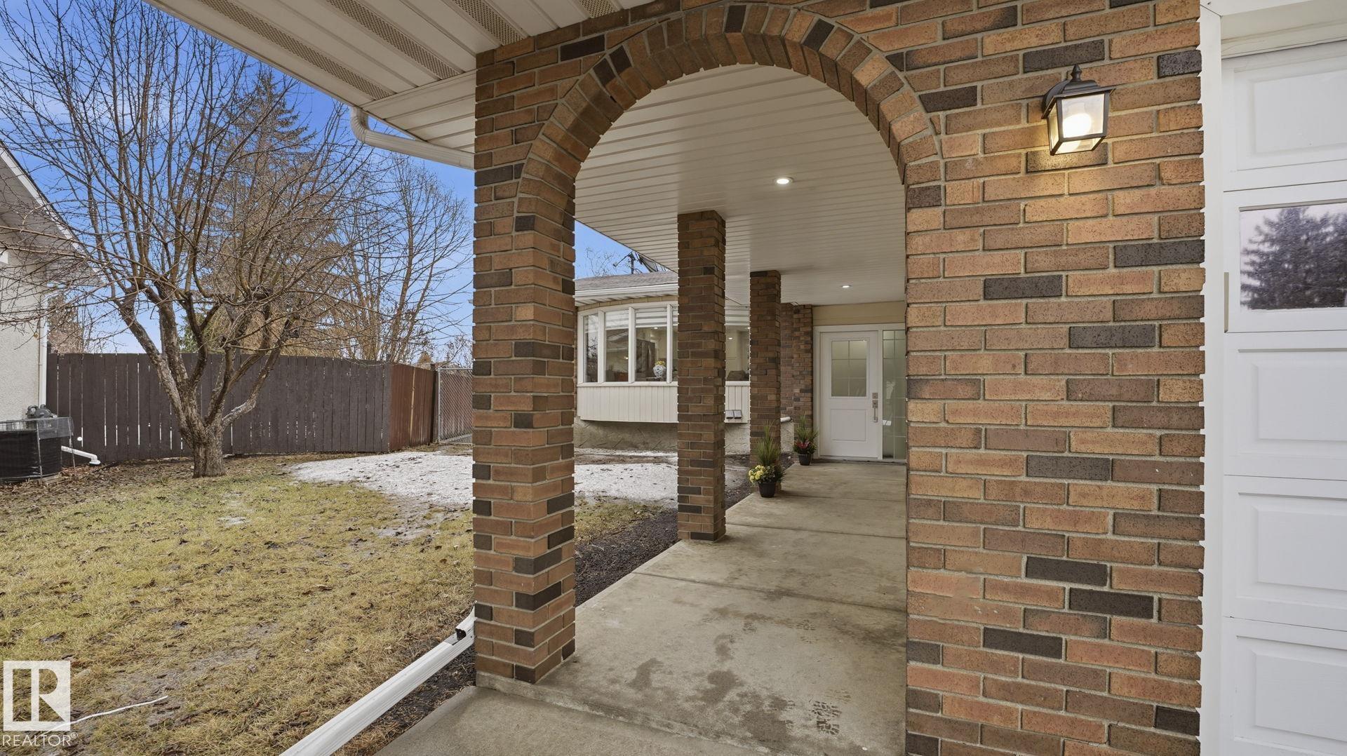 Fourth View of 2011 89 Street, Satoo, Edmonton, Alberta, T6K 2A2