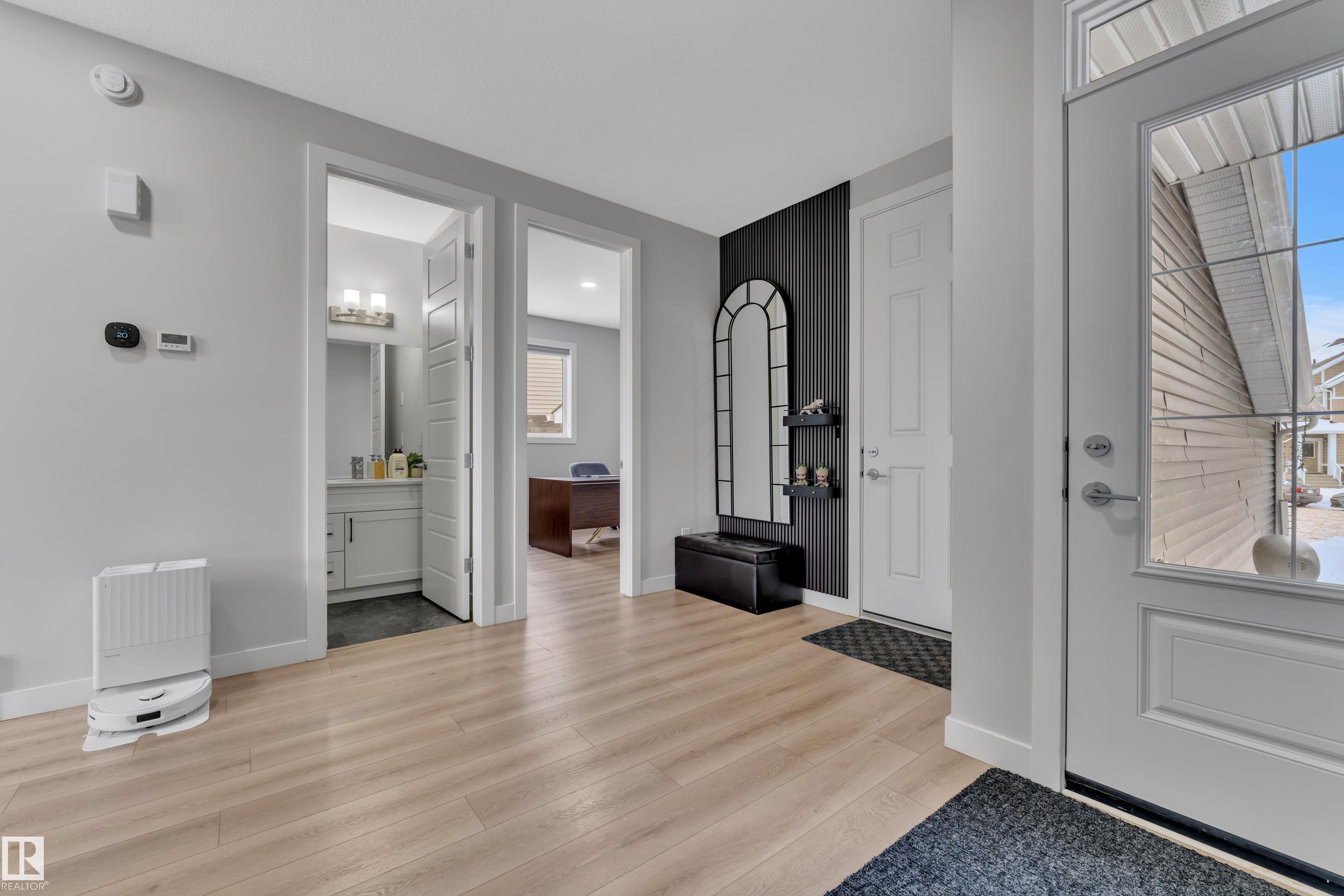 Fifth View of 3003 4 Street, Maple Crest, Edmonton, Alberta, T6T 2V6