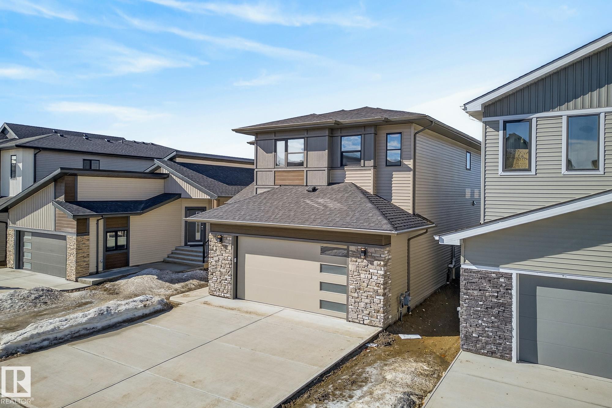 Second View of 7091 KIVIAQ Crescent, Keswick, Edmonton, Alberta, T6W 5N7