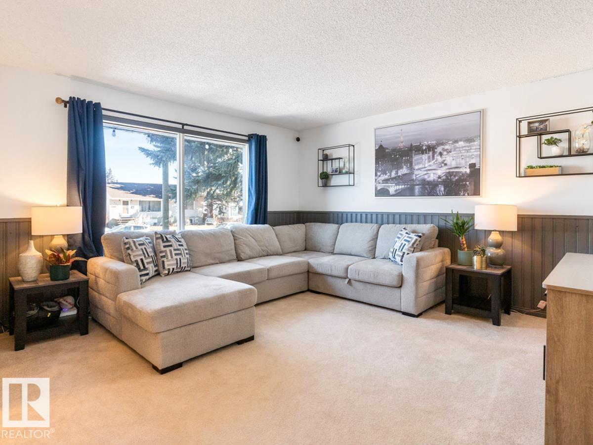 Second View of 208 Jespersen Avenue, City Centre, Spruce Grove, Alberta, T7X 2H9