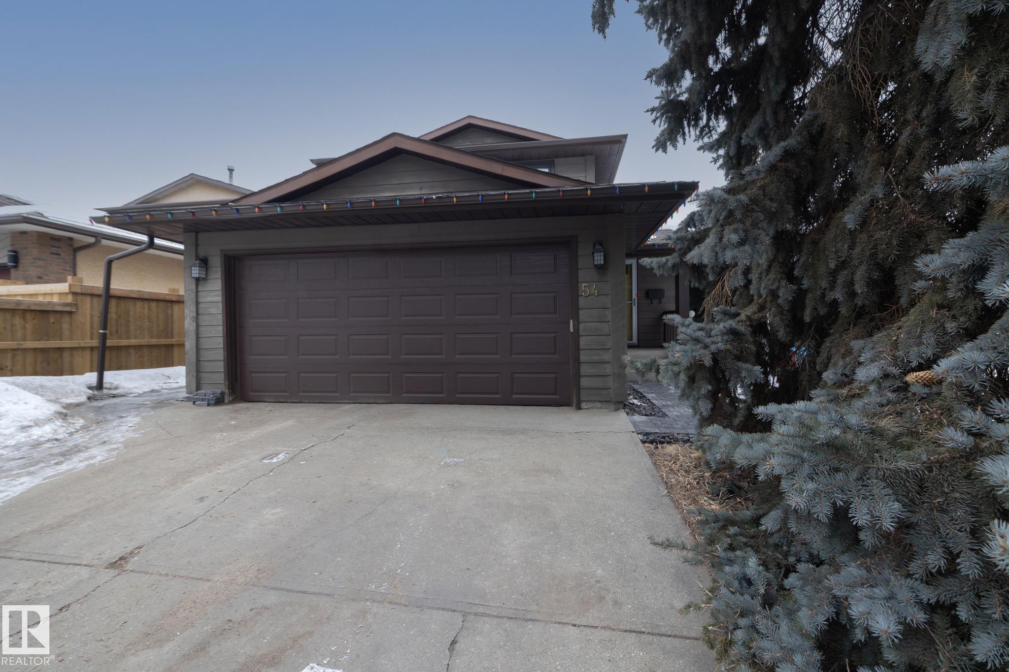 54 BEAVERBROOK Crescent, E4478604, Alberta,