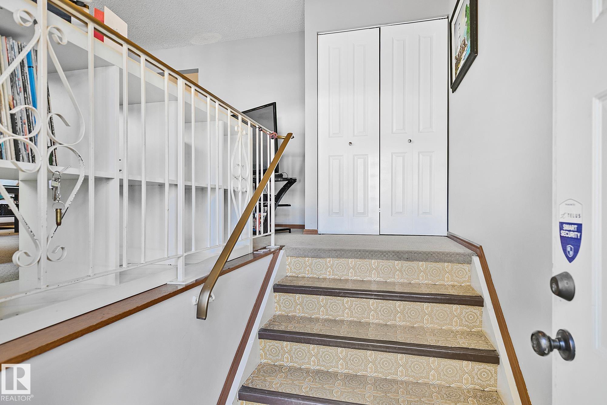 Fifth View of 8561 89 Street, Bonnie Doon, Edmonton, Alberta, T6C 3K4