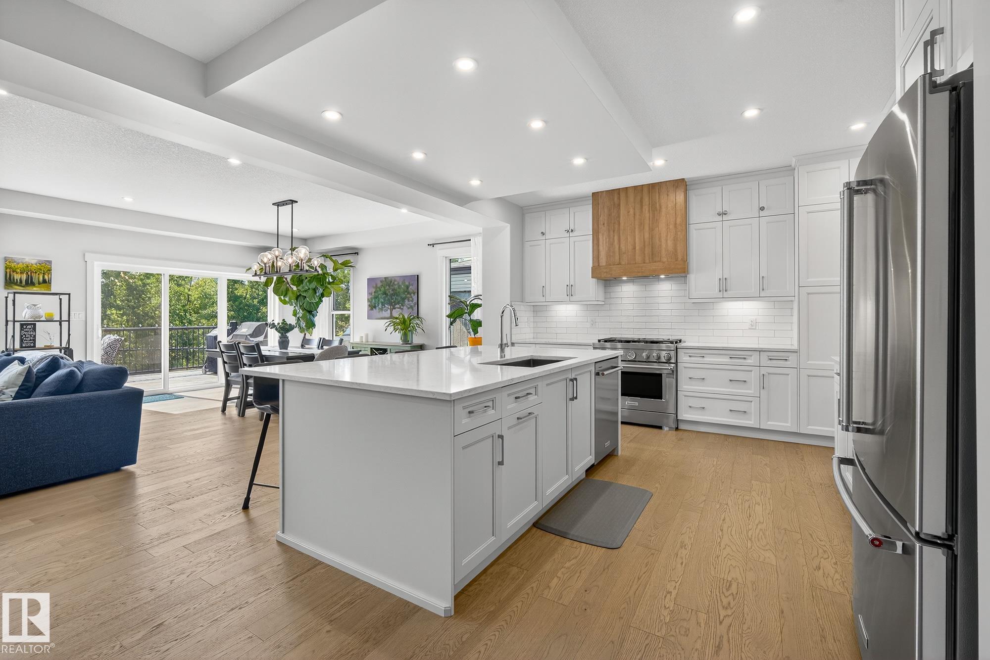 74 COPPICE HILL Way, E4478692, Alberta,