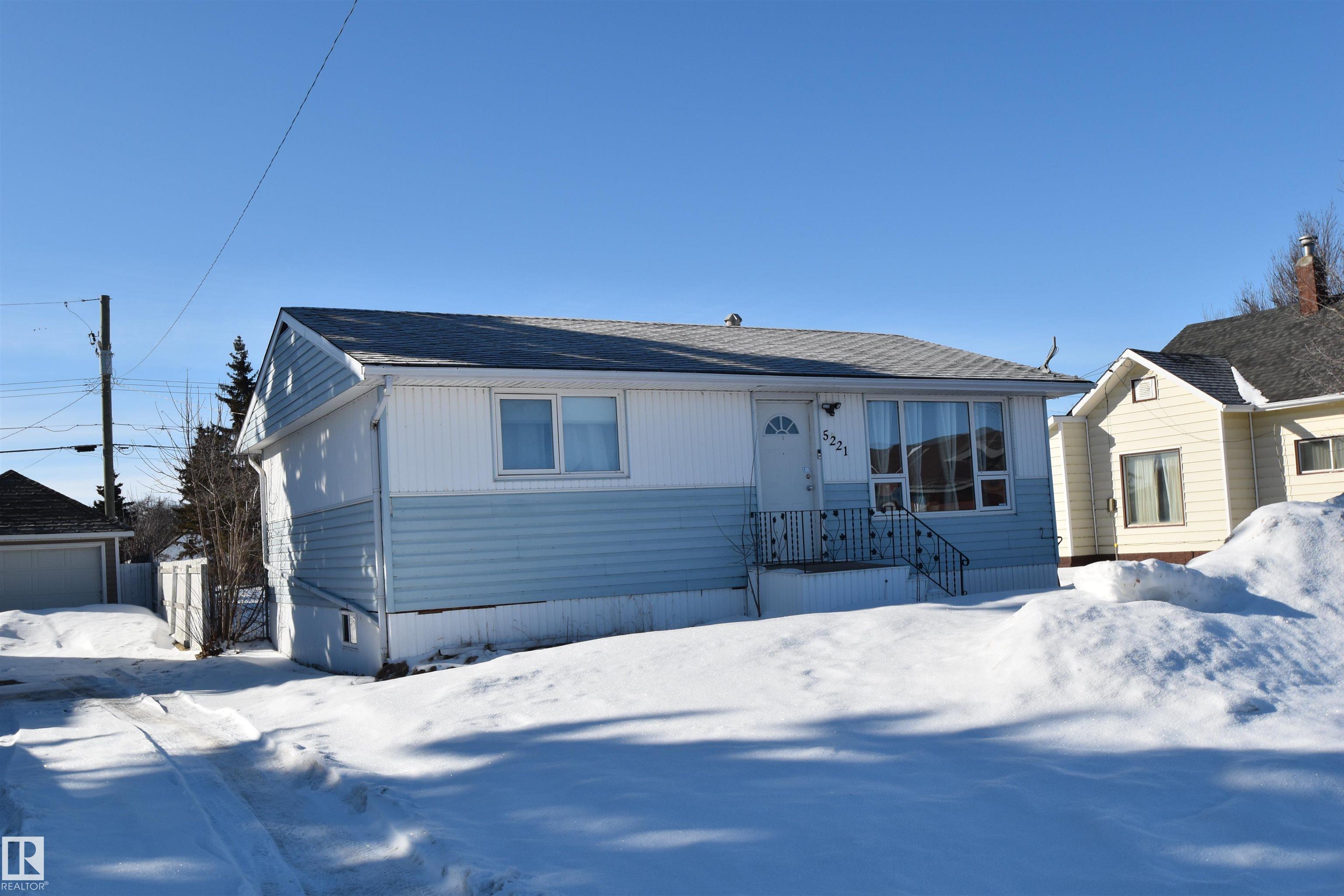 5221 49 Avenue, E4478715, Alberta,