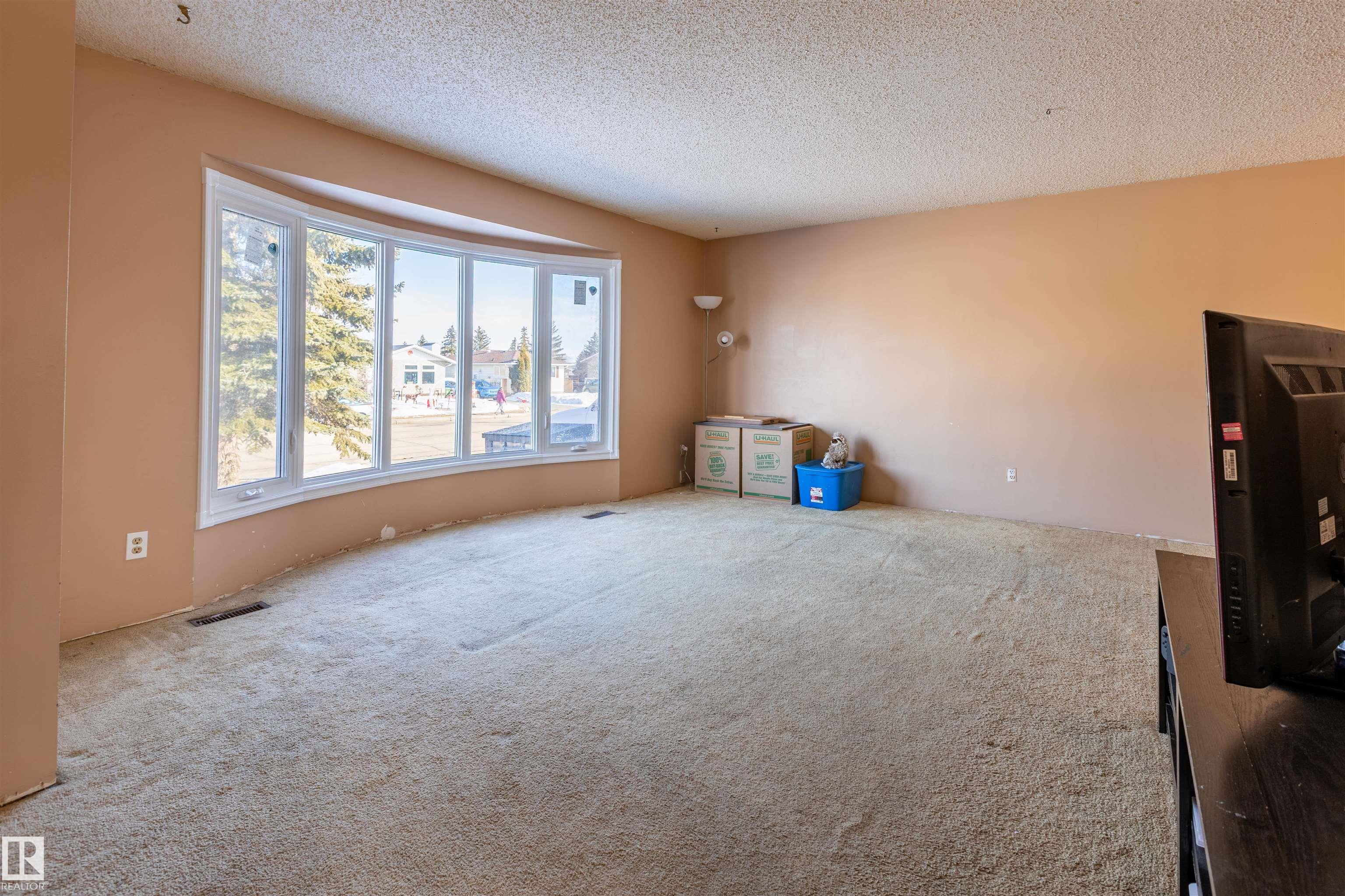 Fifth View of 207 GRANDIN Drive, Morinville, Morinville, Alberta, T8R 1H5