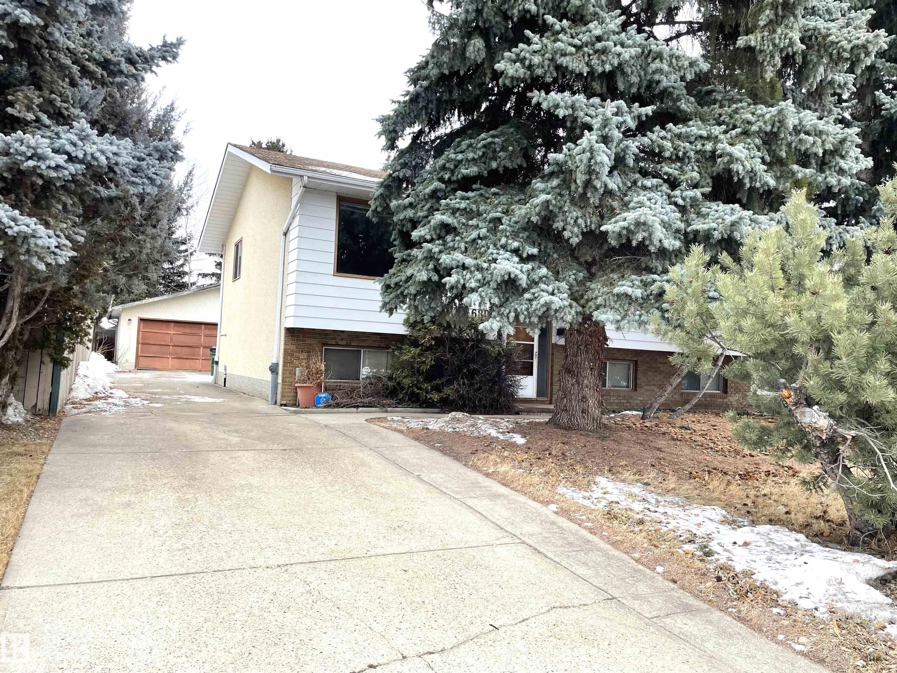 6808 11 Avenue, E4478786, Alberta,