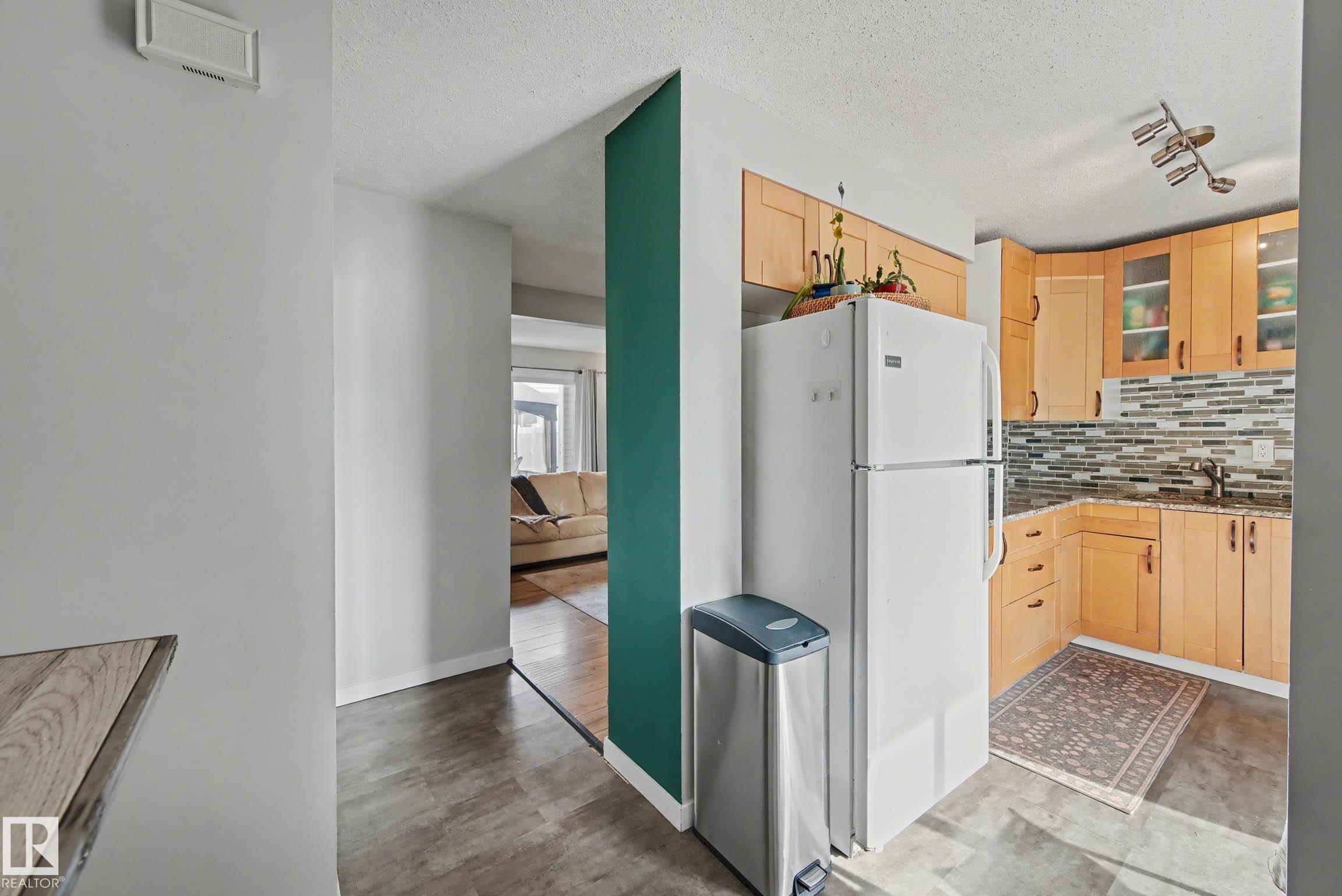 Fifth View of 14440 56 Street, Casselman, Edmonton, Alberta, T5A 3R1