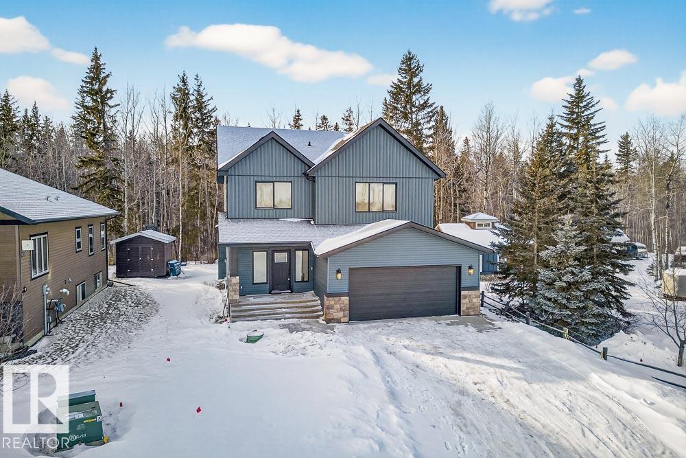 132 HERON POINT Close, E4478793, Alberta,