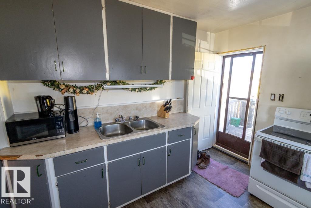 Third View of 112, 57004 Range RD 105, None, Rural St. Paul County, Alberta, T0A 2G0