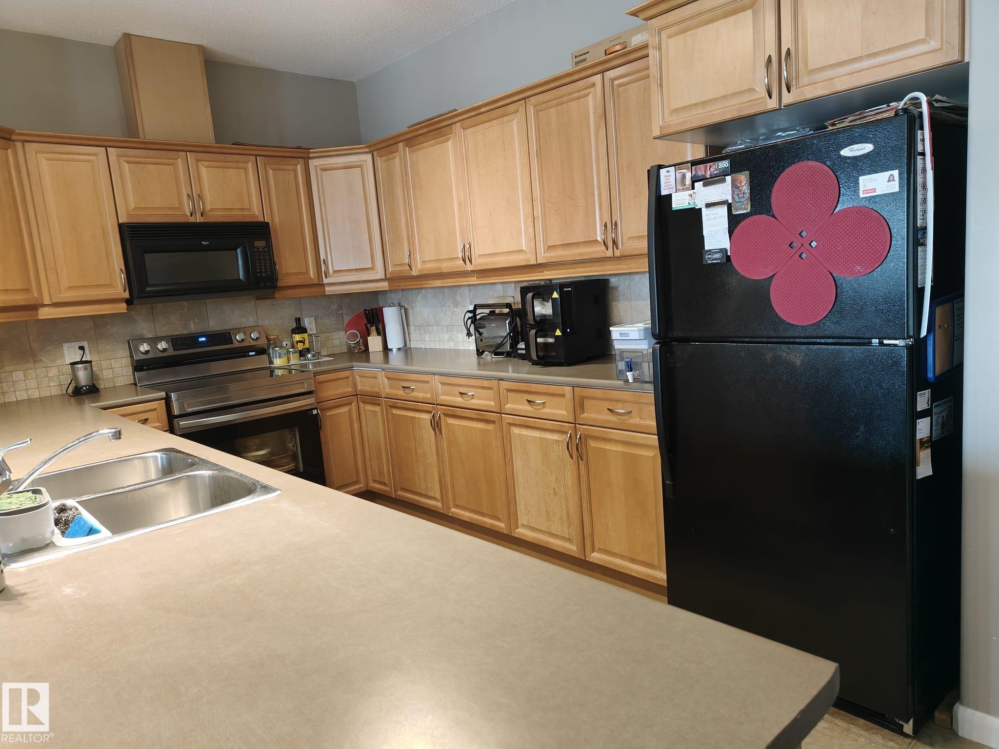 Second View of 427 300 Palisades Way, Centennial Village, Sherwood Park, Alberta, T8H 2T9