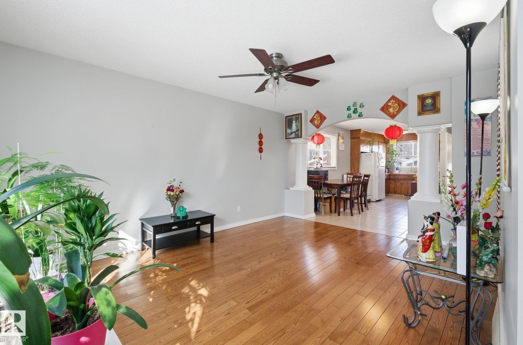 Fourth View of 11915 92 Street, Alberta Avenue, Edmonton, Alberta, T5G 1A7