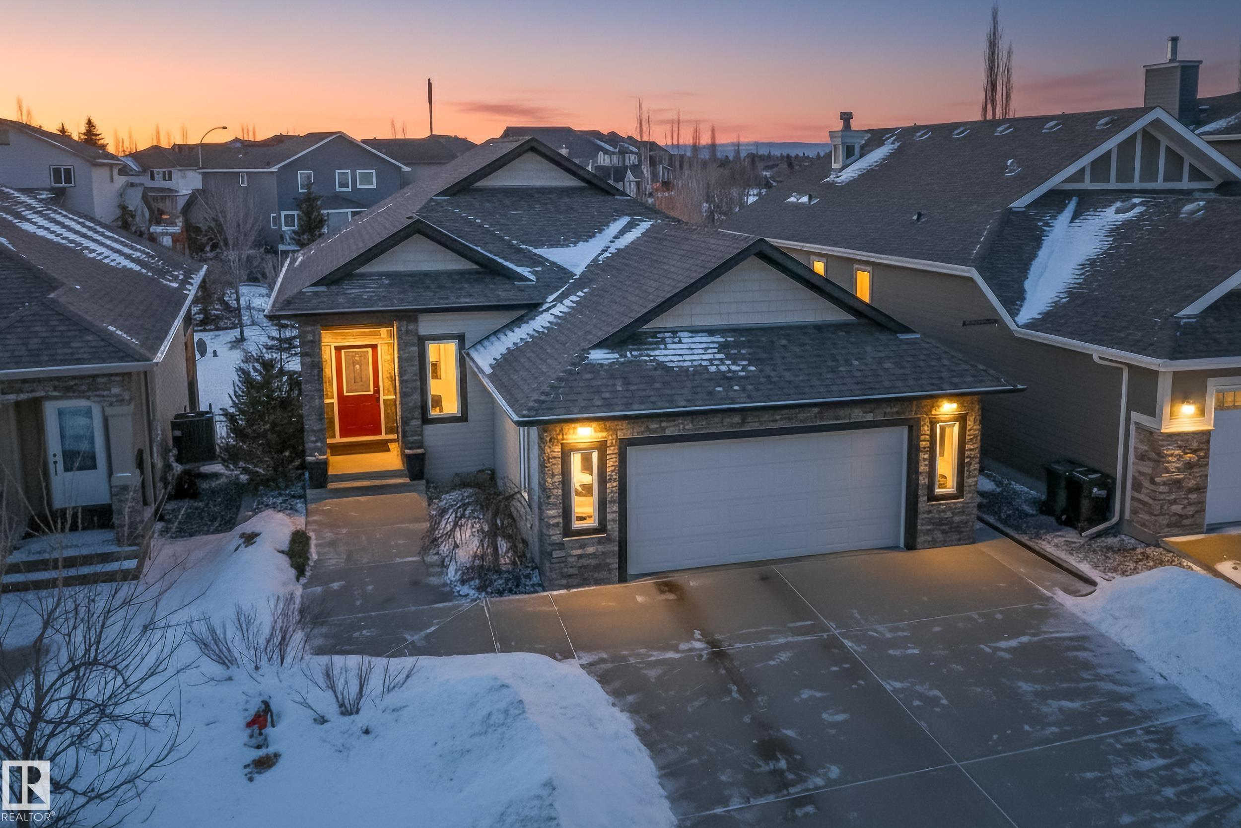 5028 CEYLON Close, E4479081, Alberta,