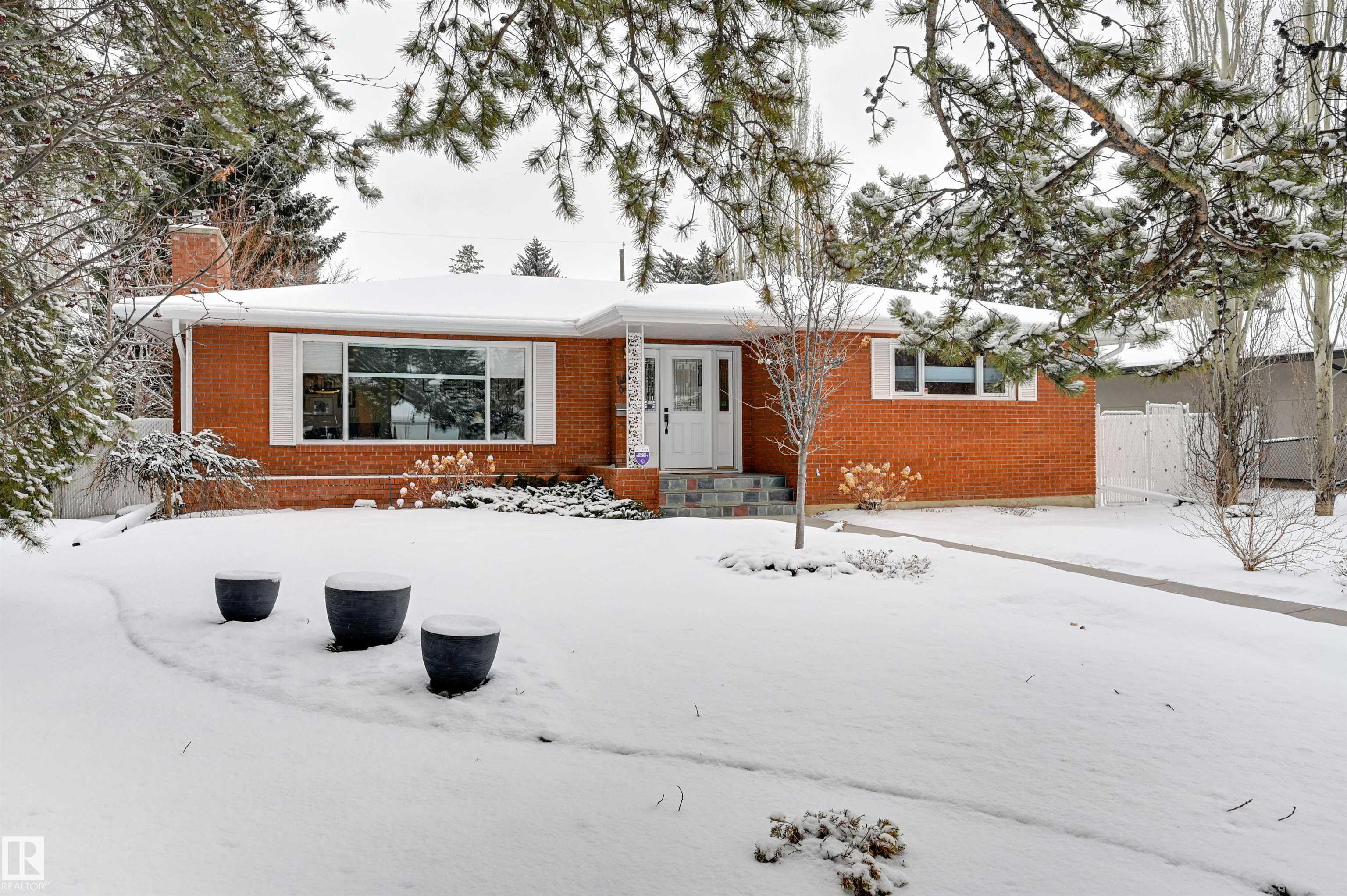 37 VALLEYVIEW Crescent, E4479097, Alberta,