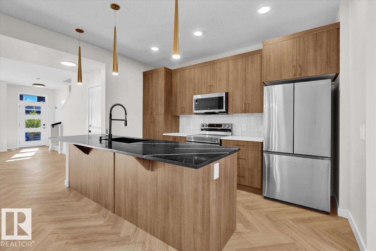 1322 KESWICK Drive, E4479179, Alberta,