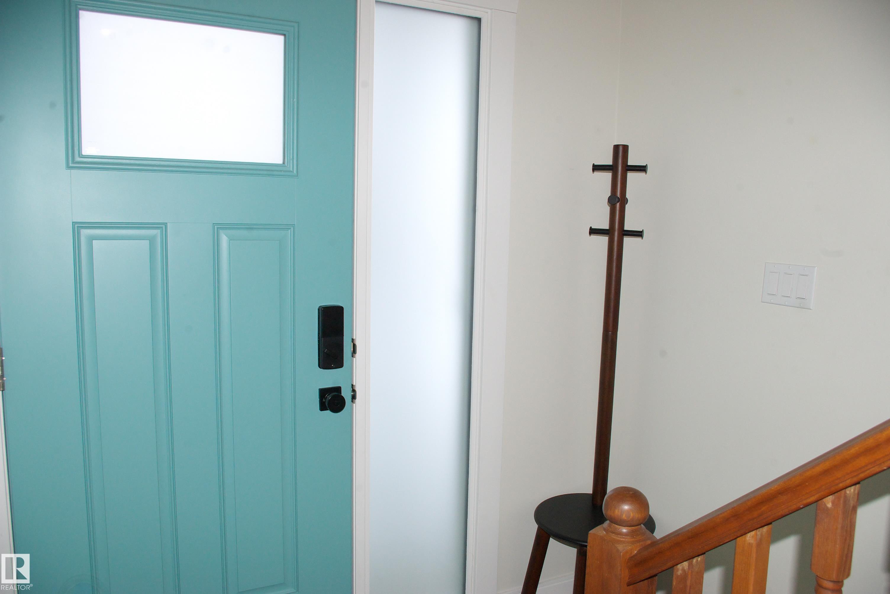 Second View of 11907 152A Avenue, Caernarvon, Edmonton, Alberta, T5X 1E7