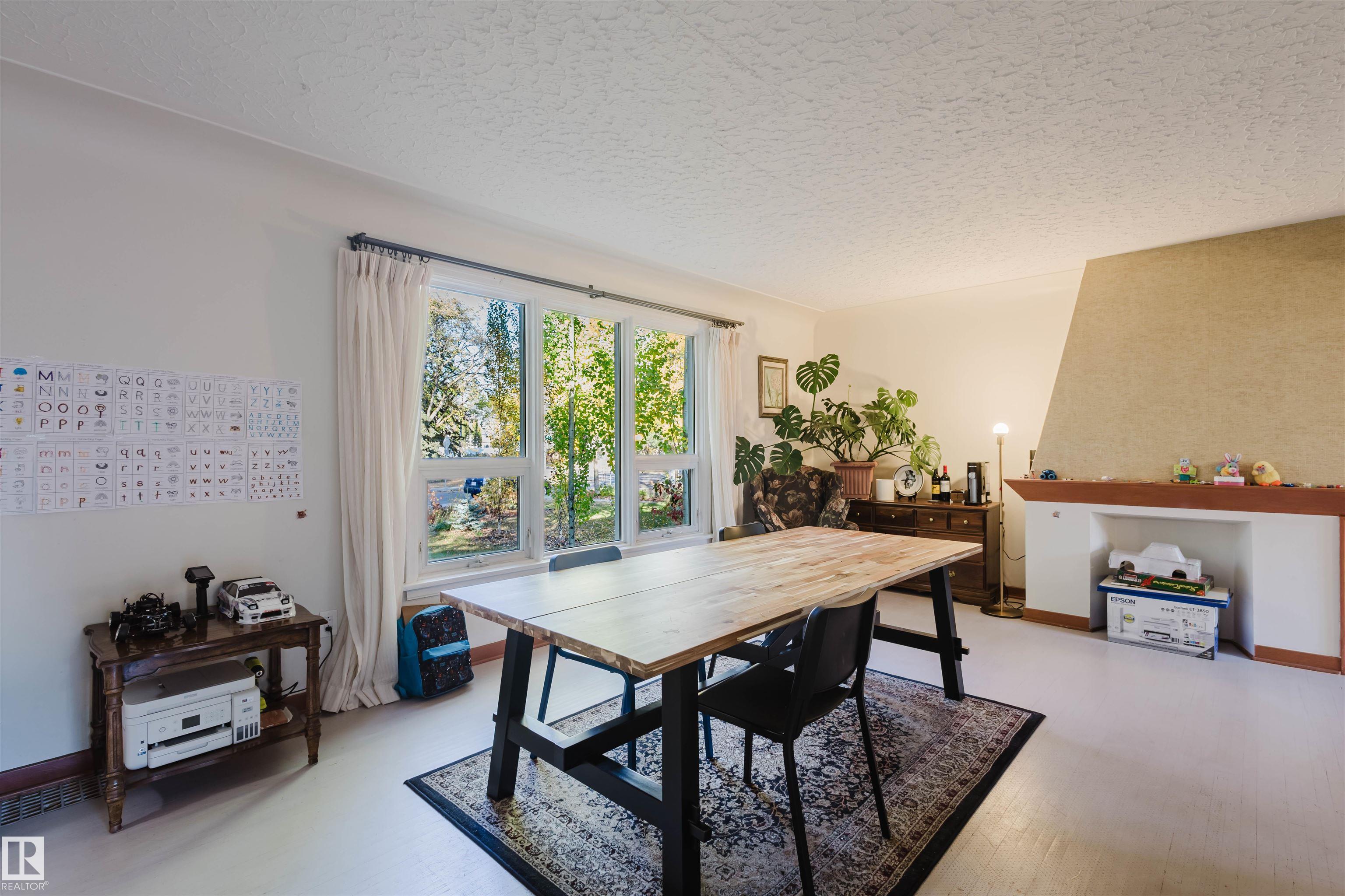 Fifth View of 11511 73 Avenue, Belgravia, Edmonton, Alberta, T6G 0E2