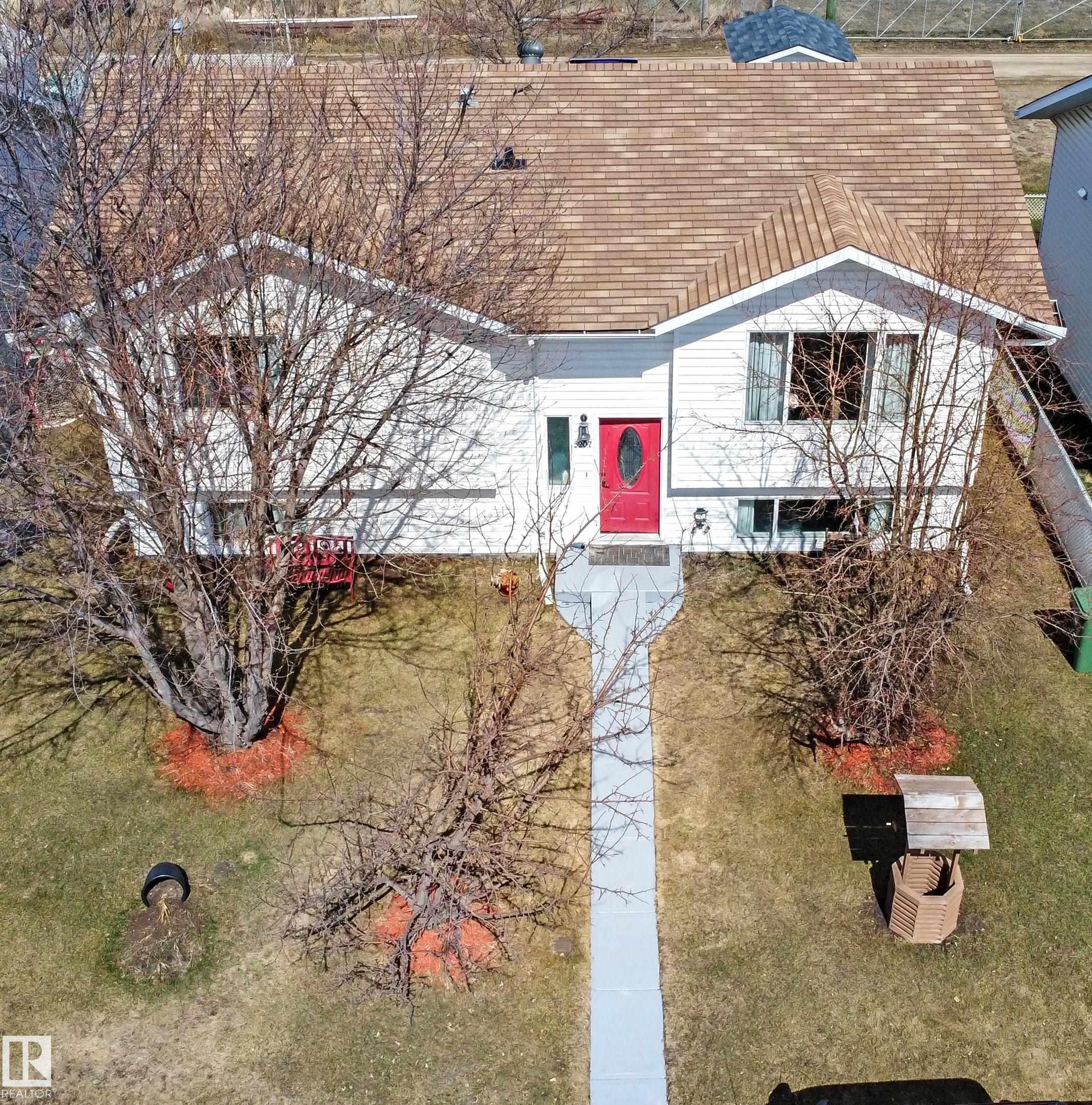 5207 53 Avenue, E4479248, Alberta,