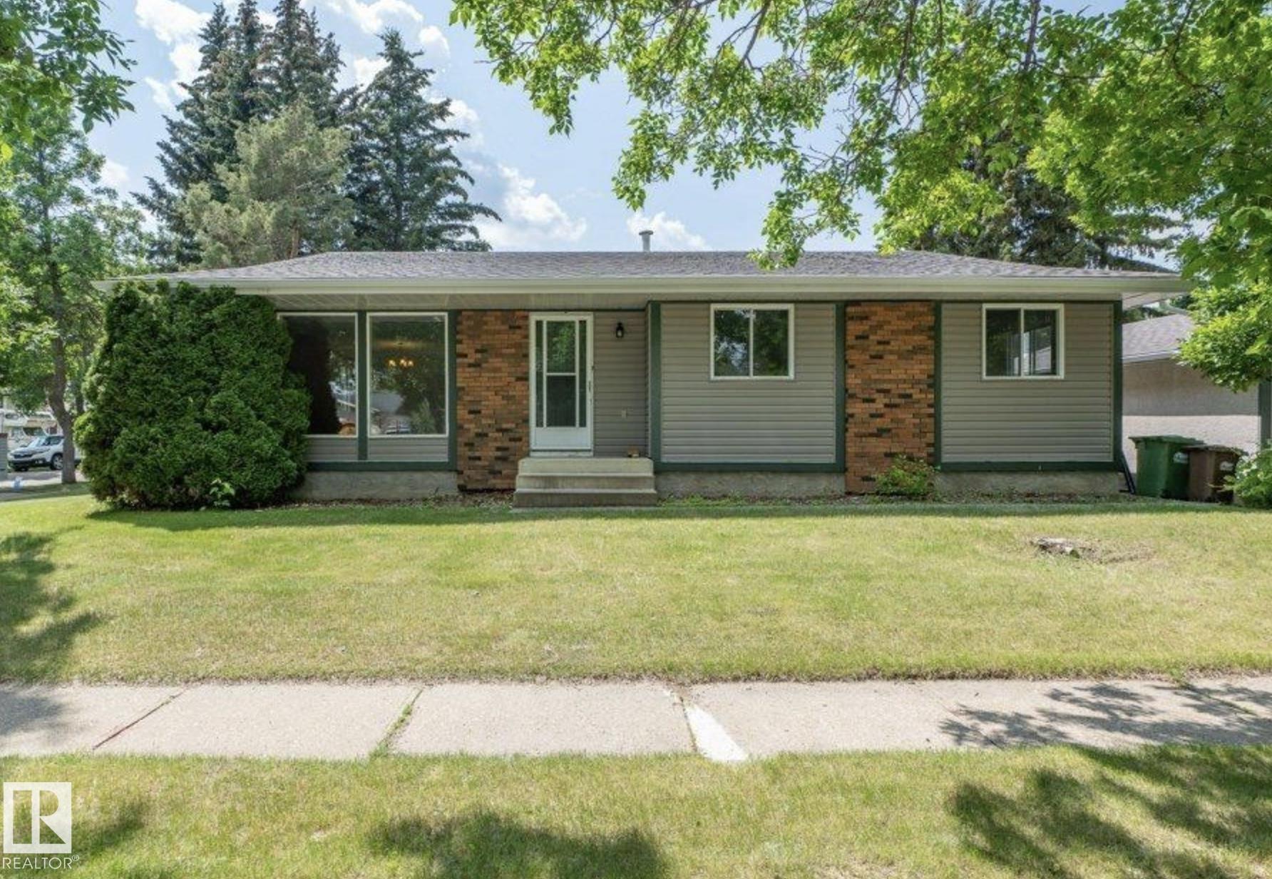 26 LONGVIEW Crescent, E4479334, Alberta,