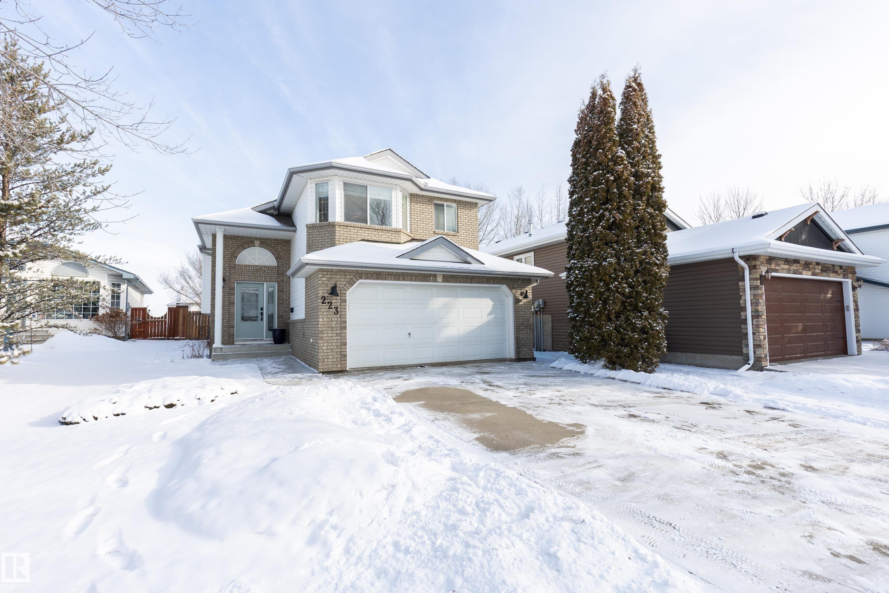 Second View of 223 Rainbow Crescent, Regency Park (Sherwood Park), Sherwood Park, Alberta, T8A 5Y1