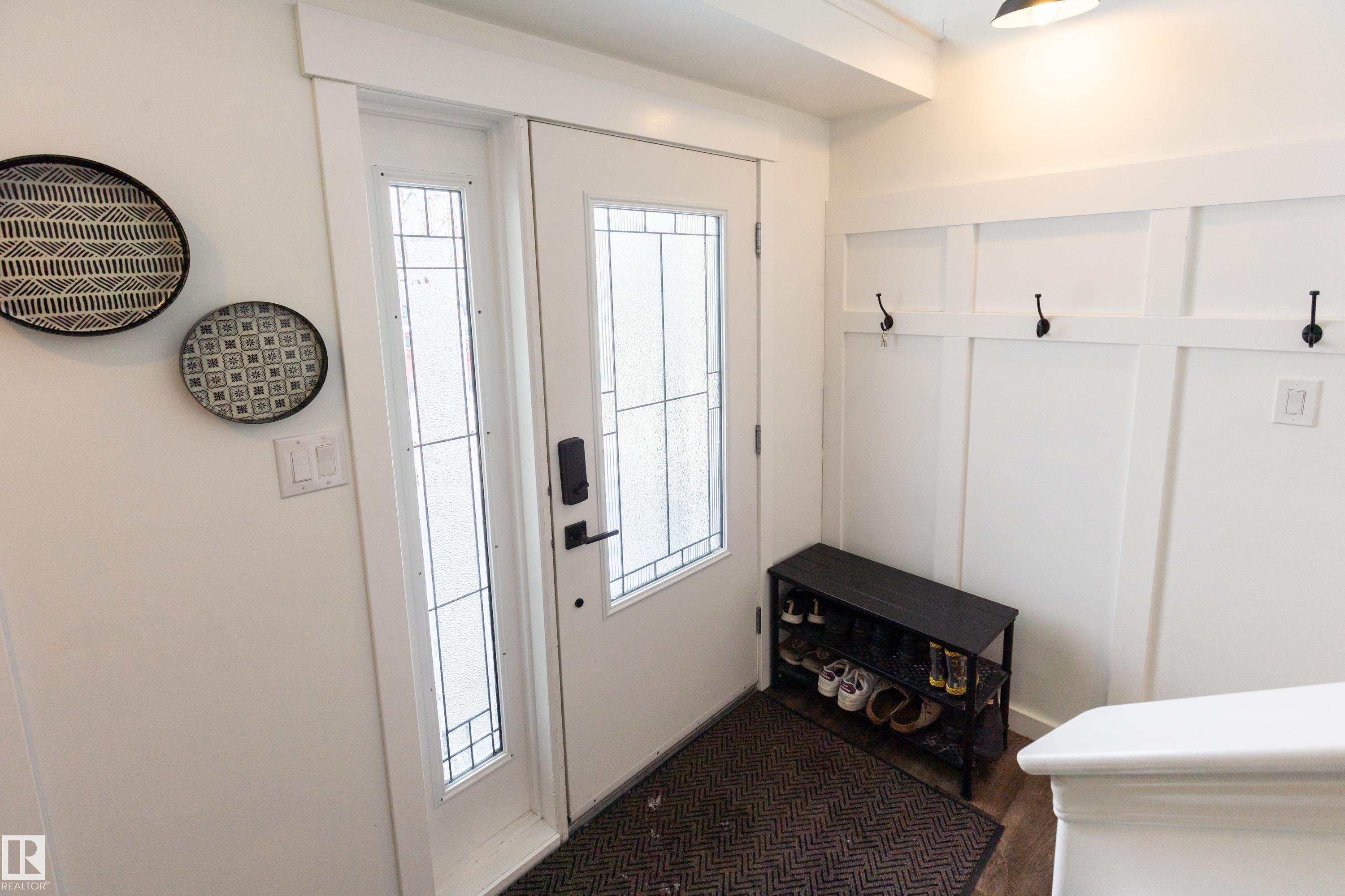 Fourth View of 223 Rainbow Crescent, Regency Park (Sherwood Park), Sherwood Park, Alberta, T8A 5Y1