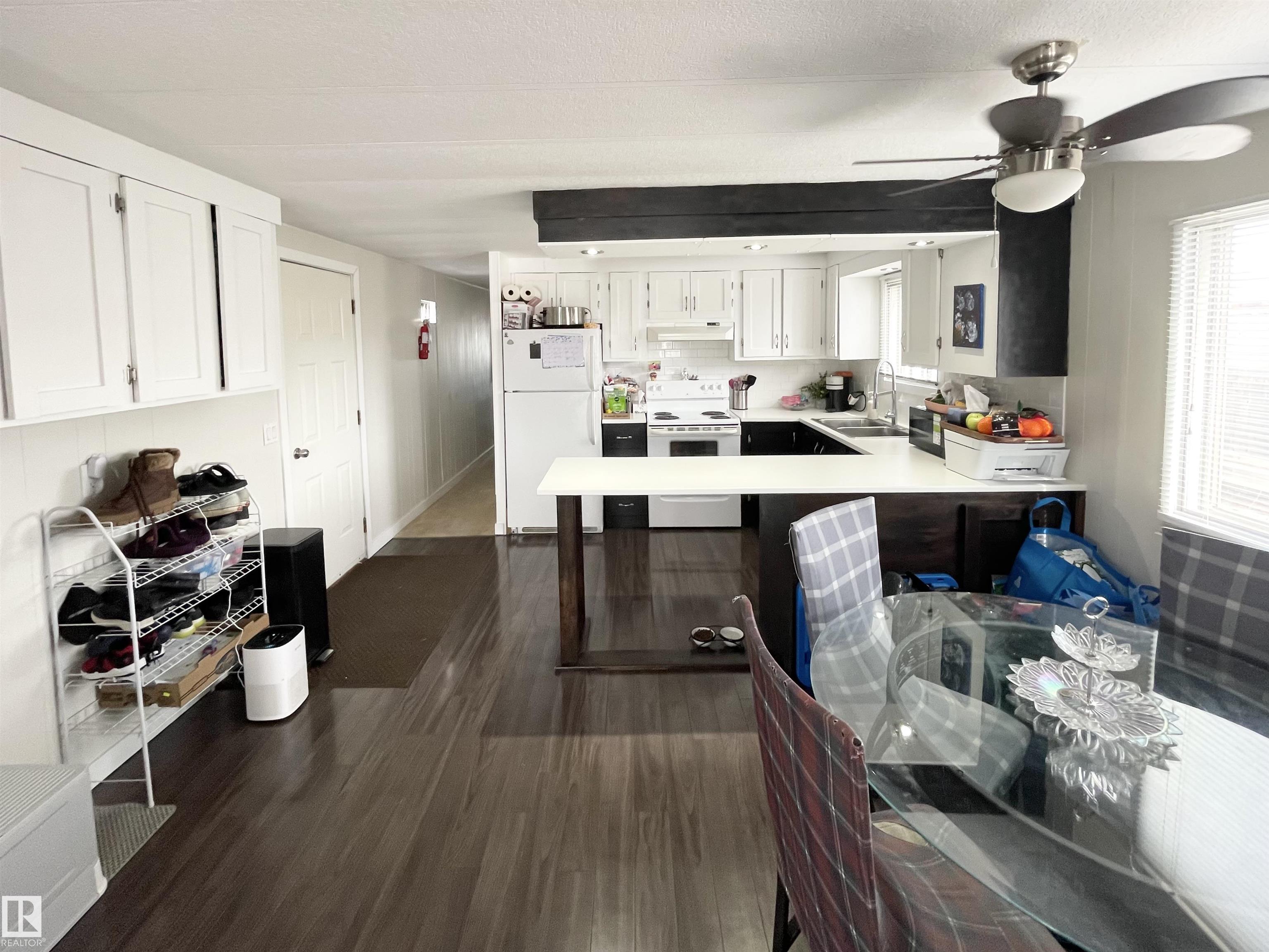 Fifth View of 4908 55 Avenue, Sparling, Camrose, Alberta, T4V 3A4