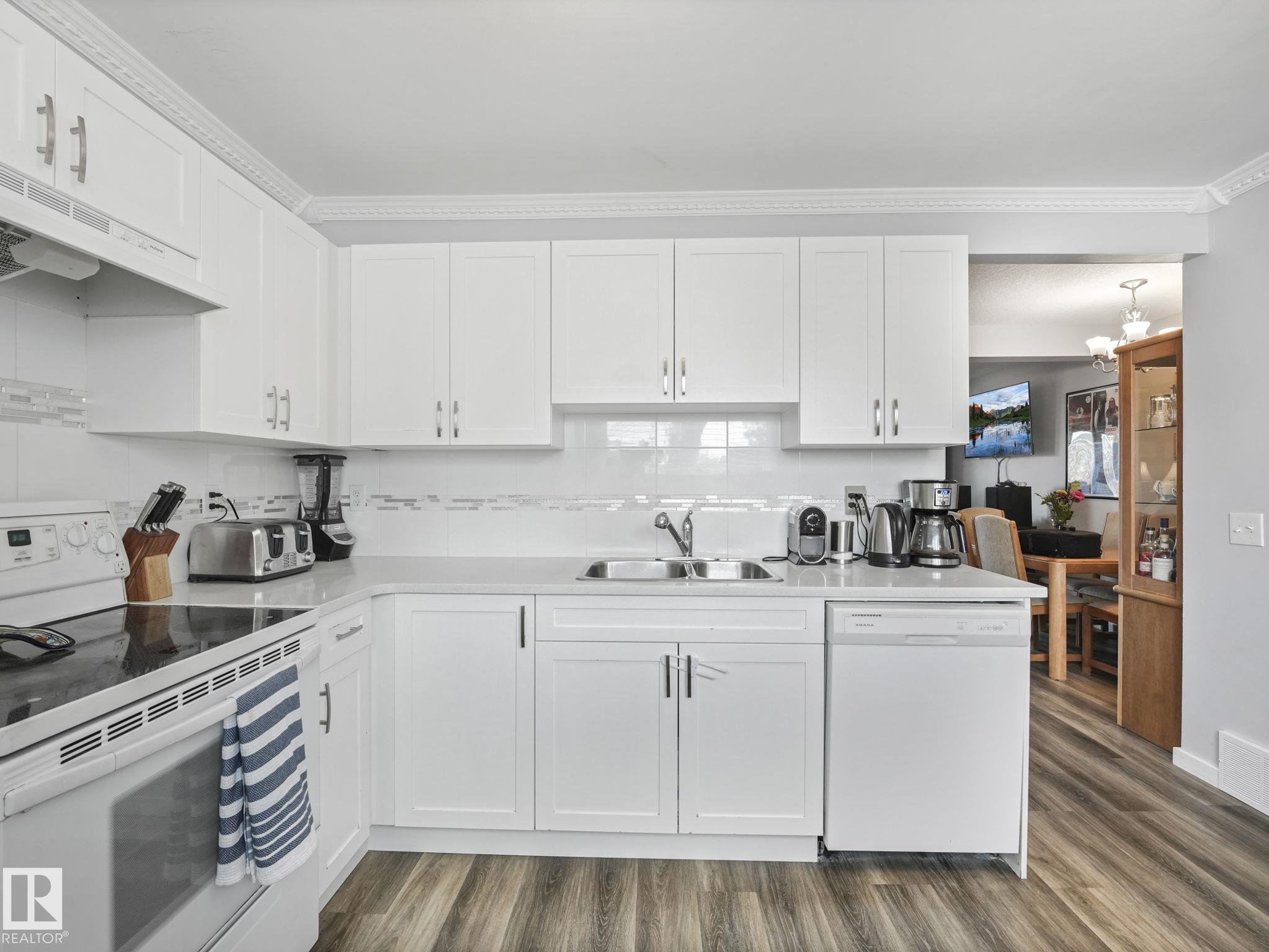 Fourth View of 1364 LAKEWOOD Road W, Tipaskan, Edmonton, Alberta, T6K 3P2