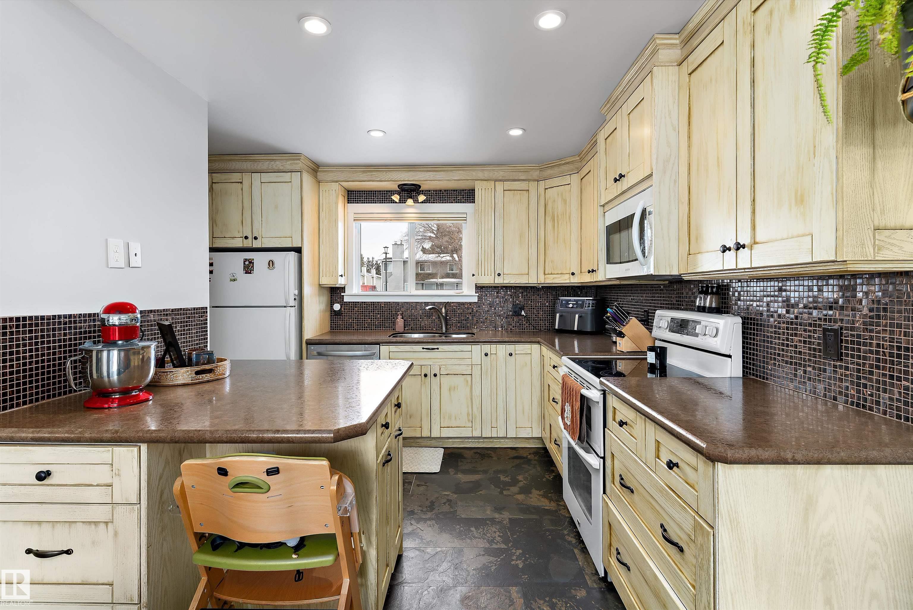 9 4403 RIVERBEND Road, E4479682, Alberta,