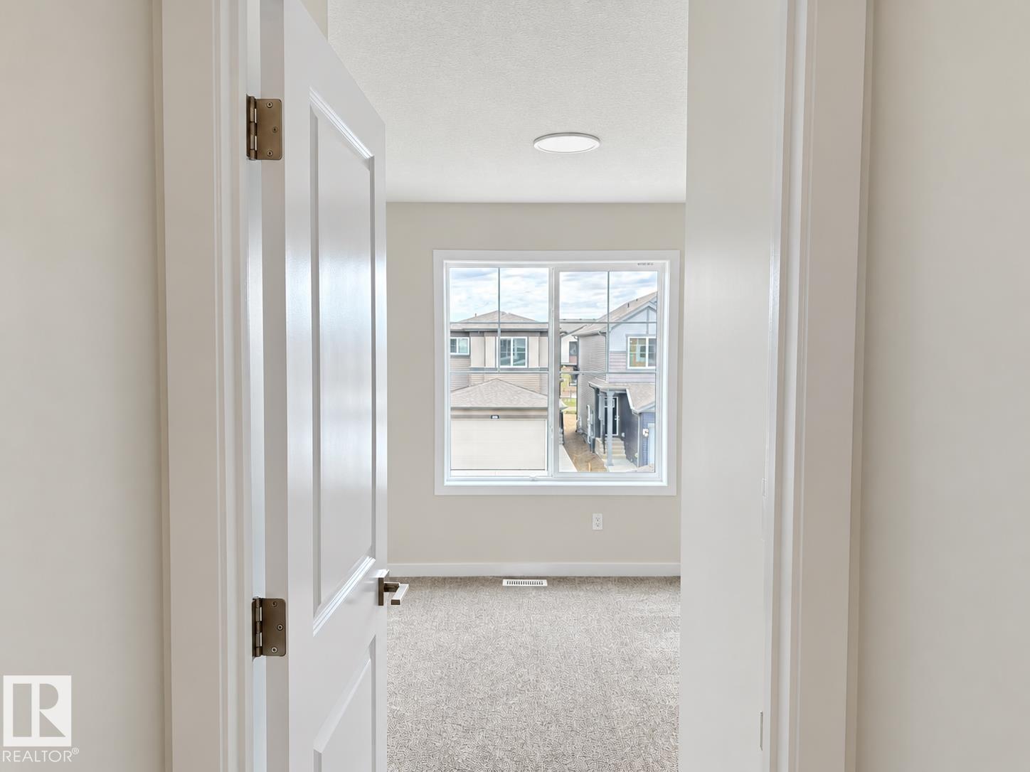 Third View of 5317 HAWTHORN Close, The Orchards At Ellerslie, Edmonton, Alberta, T6X 2Y7
