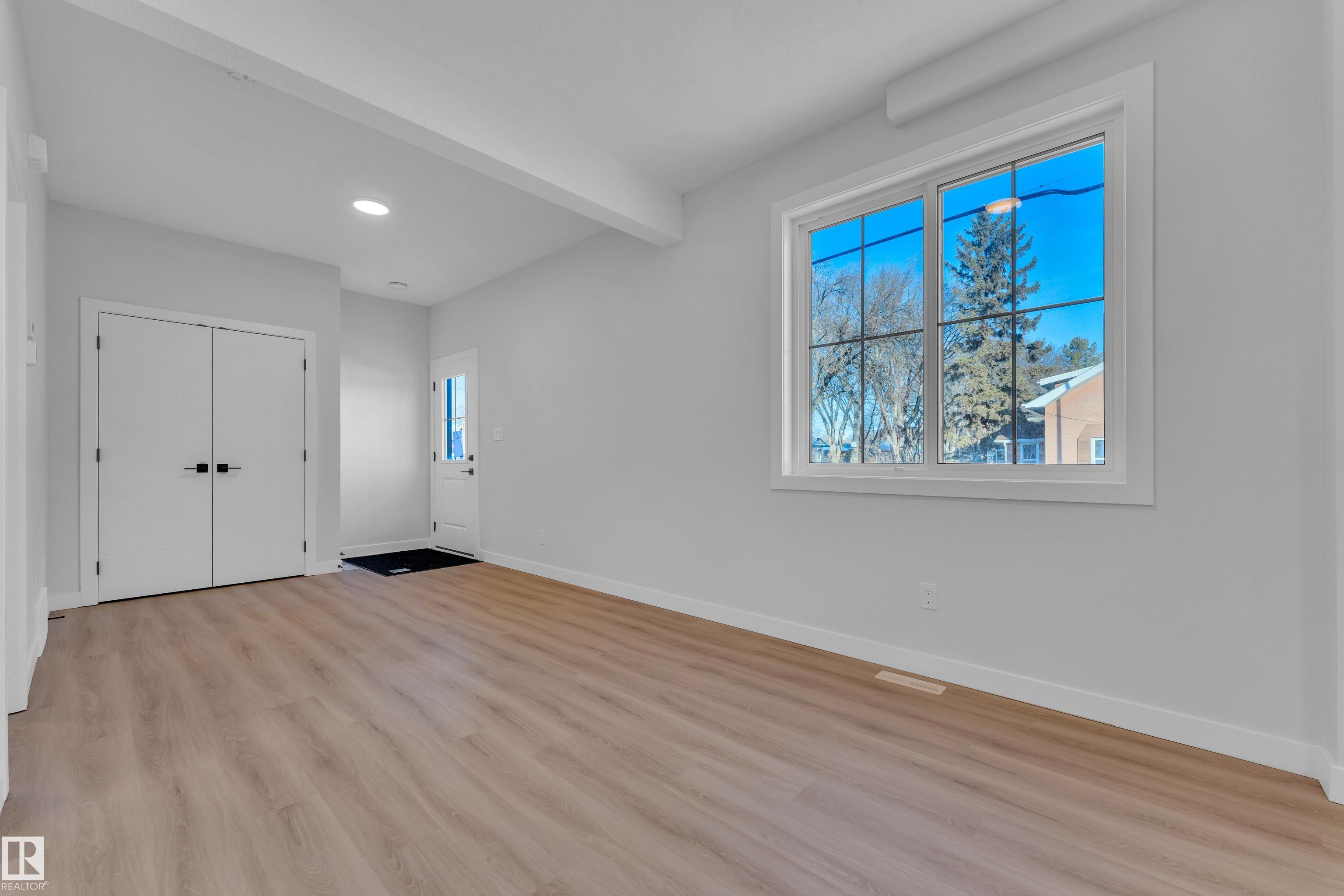 Fourth View of 9531/ 9533 115 ave, Alberta Avenue, Edmonton, Alberta, T5G 1T5