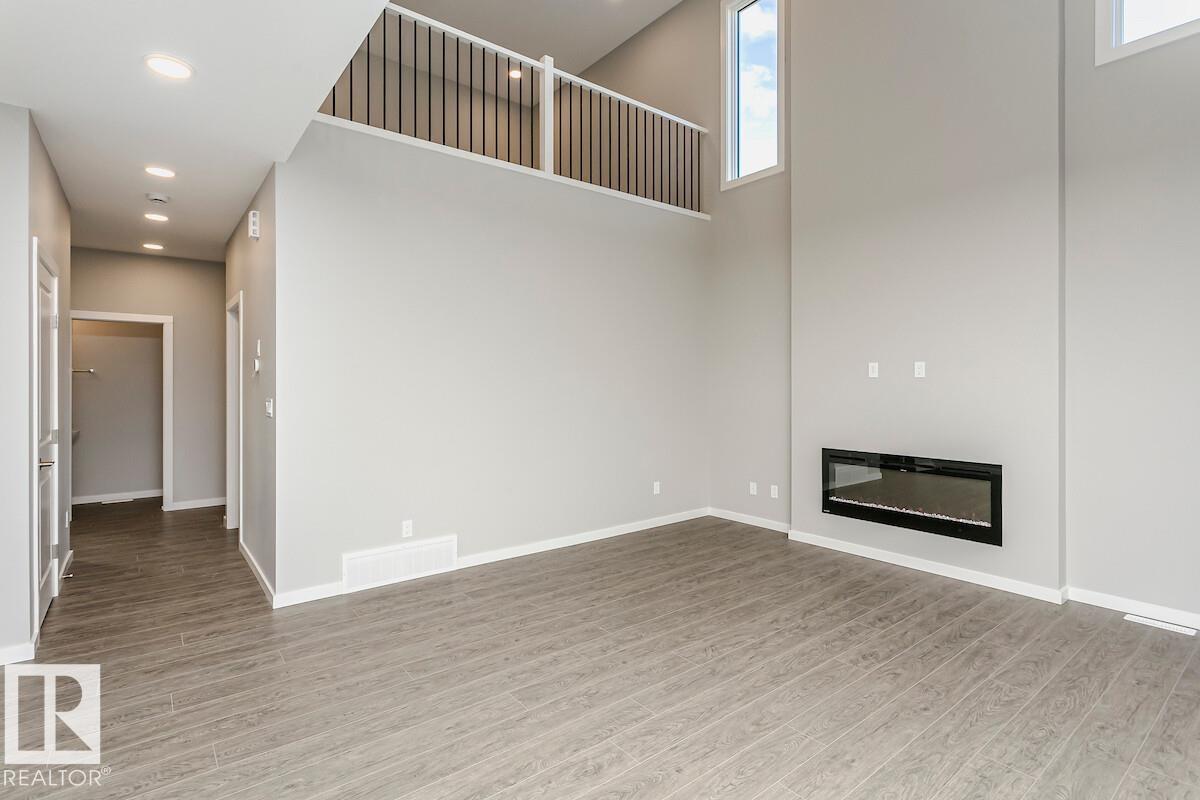 Third View of 332 173 Avenue, Marquis, Edmonton, Alberta, T5Y 4G6