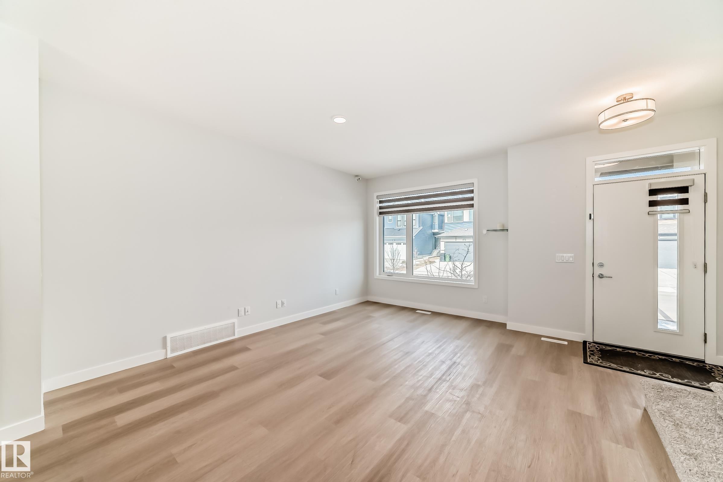 Third View of 4005 HAWTHORN LINK Link, The Orchards At Ellerslie, Edmonton, Alberta, T6X 1Y6