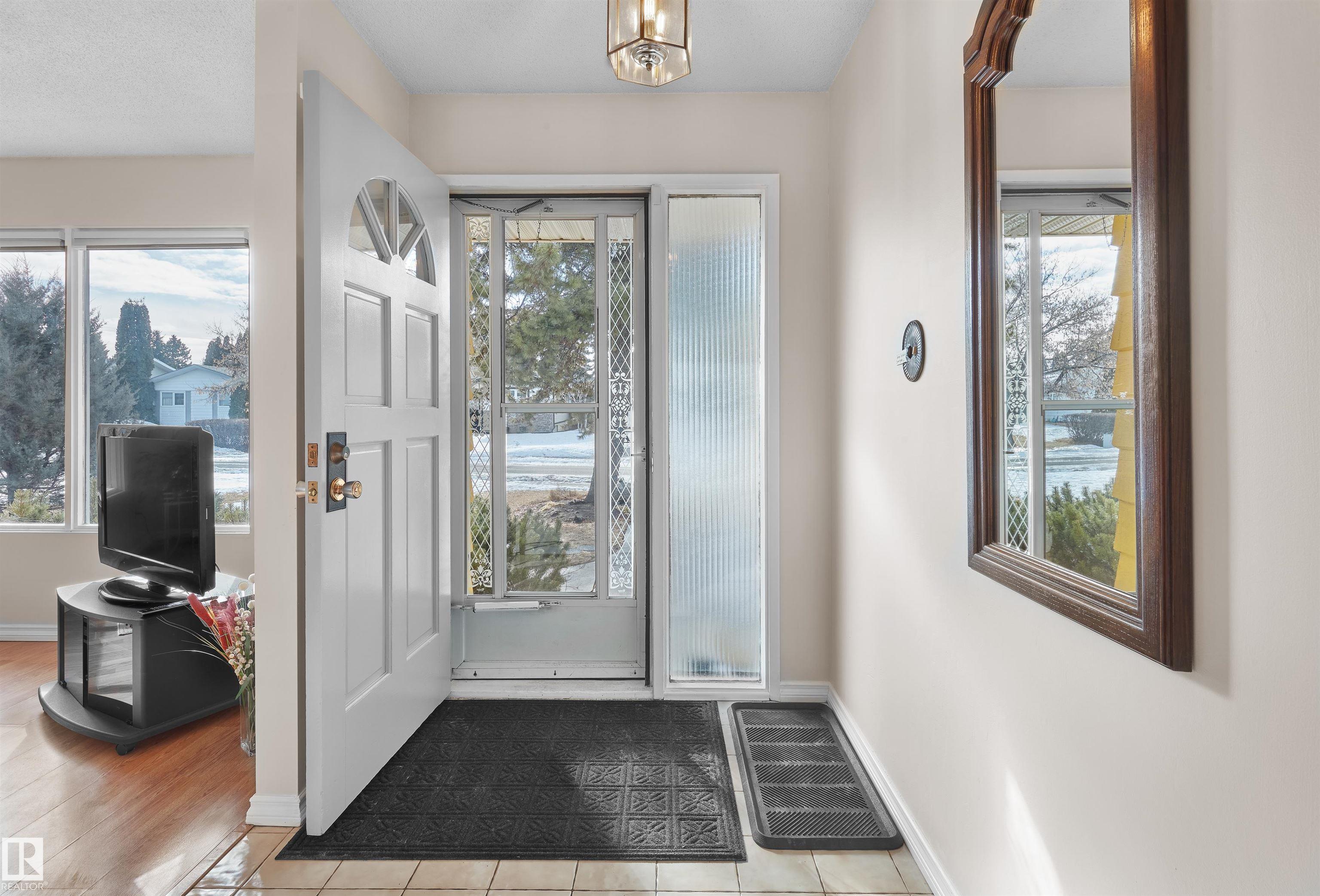 Third View of 10928 36A Avenue, Duggan, Edmonton, Alberta, T6J 0E4