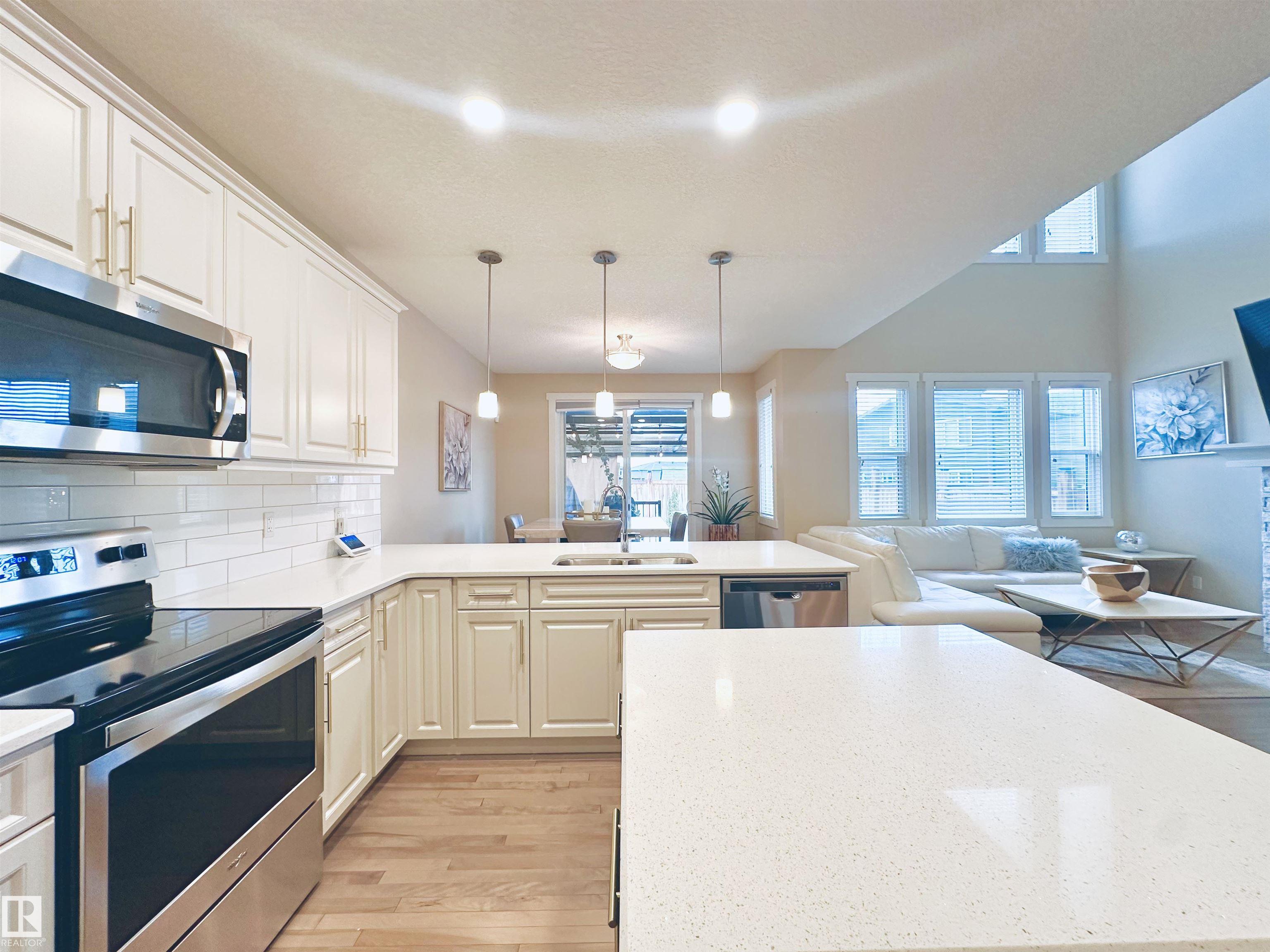 Fourth View of 20119 29 Avenue, The Uplands, Edmonton, Alberta, T6M 0W6