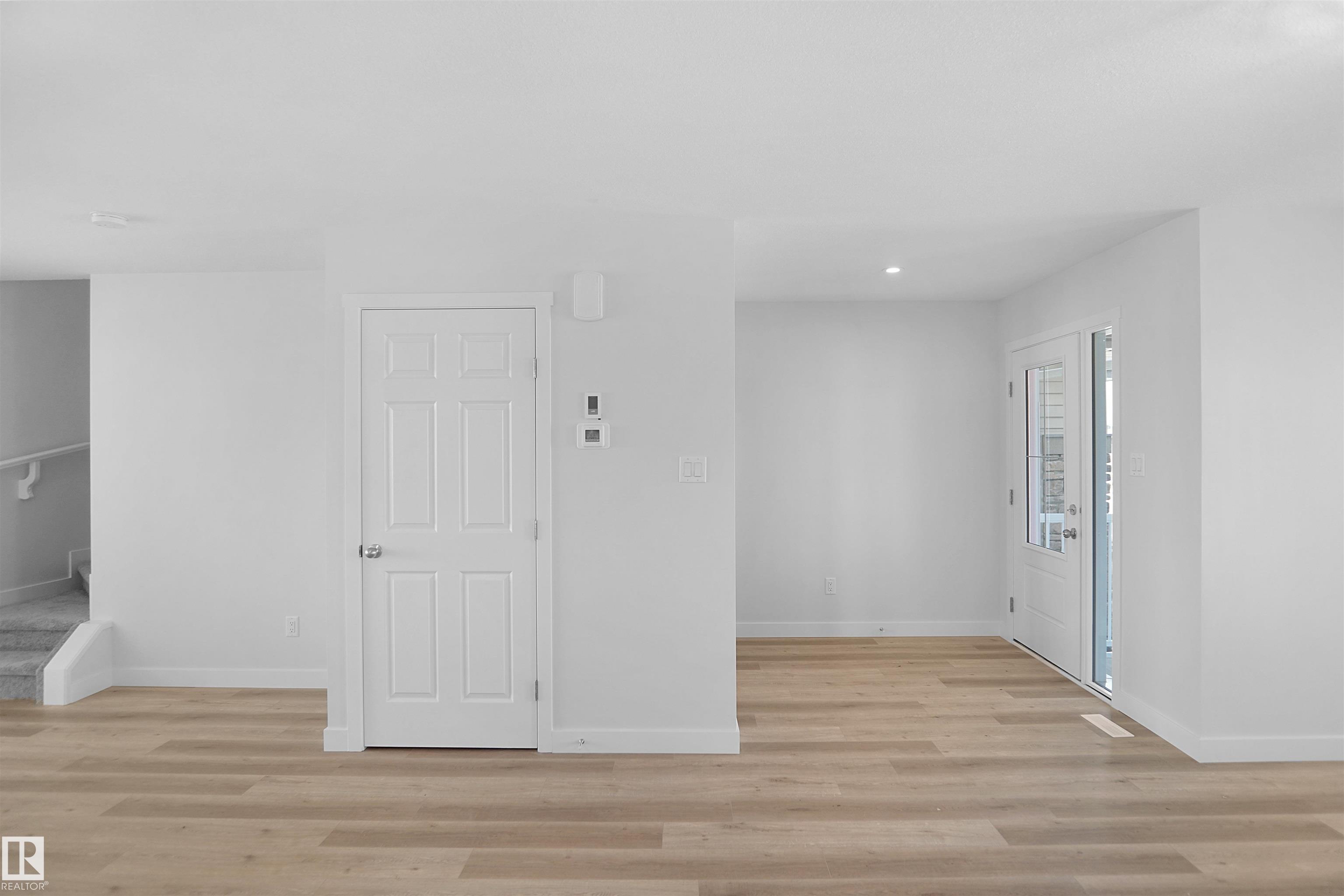 Fifth View of 7351 181 Avenue, Crystallina Nera East, Edmonton, Alberta, T5Z 0T4