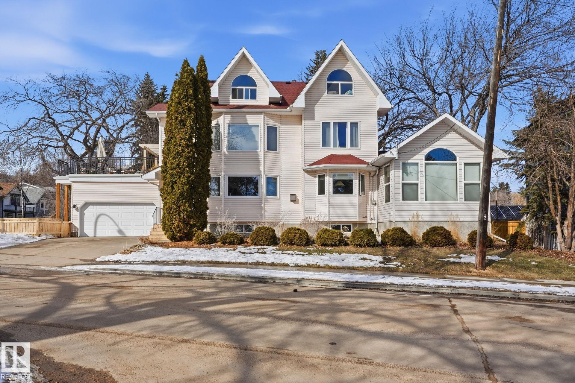 9228 100 Avenue, E4479830, Alberta,