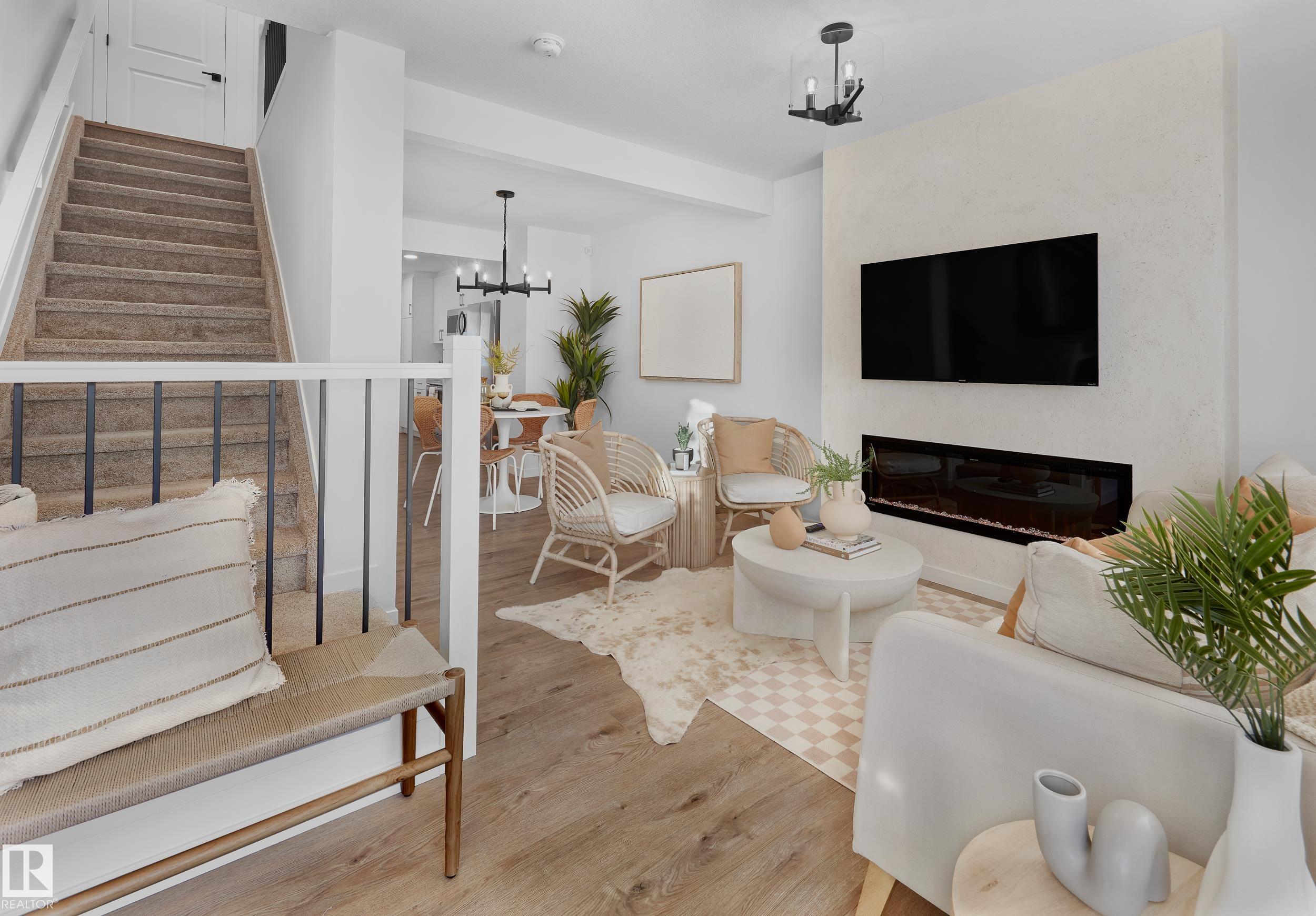 Third View of 200 MARQUIS Boulevard, Marquis, Edmonton, Alberta, T5Y 4E7