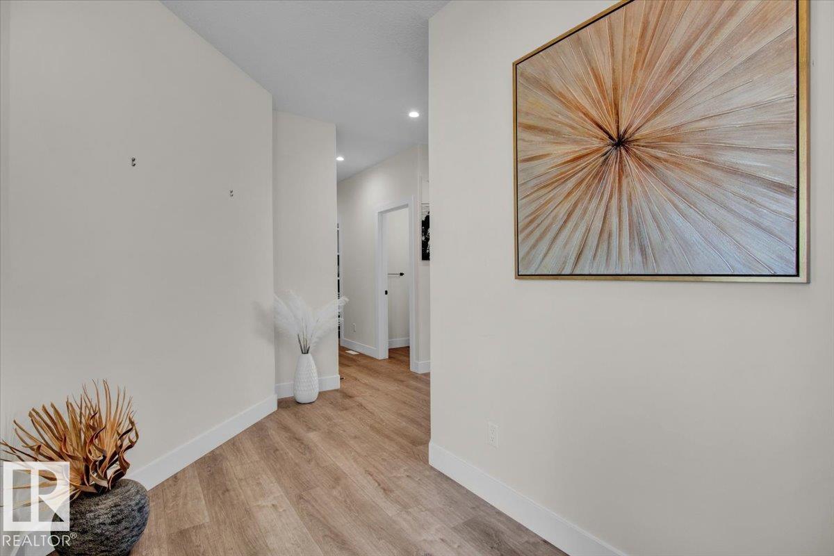 Fifth View of 9327 181 Avenue, Klarvatten, Edmonton, Alberta, T5Z 0K2