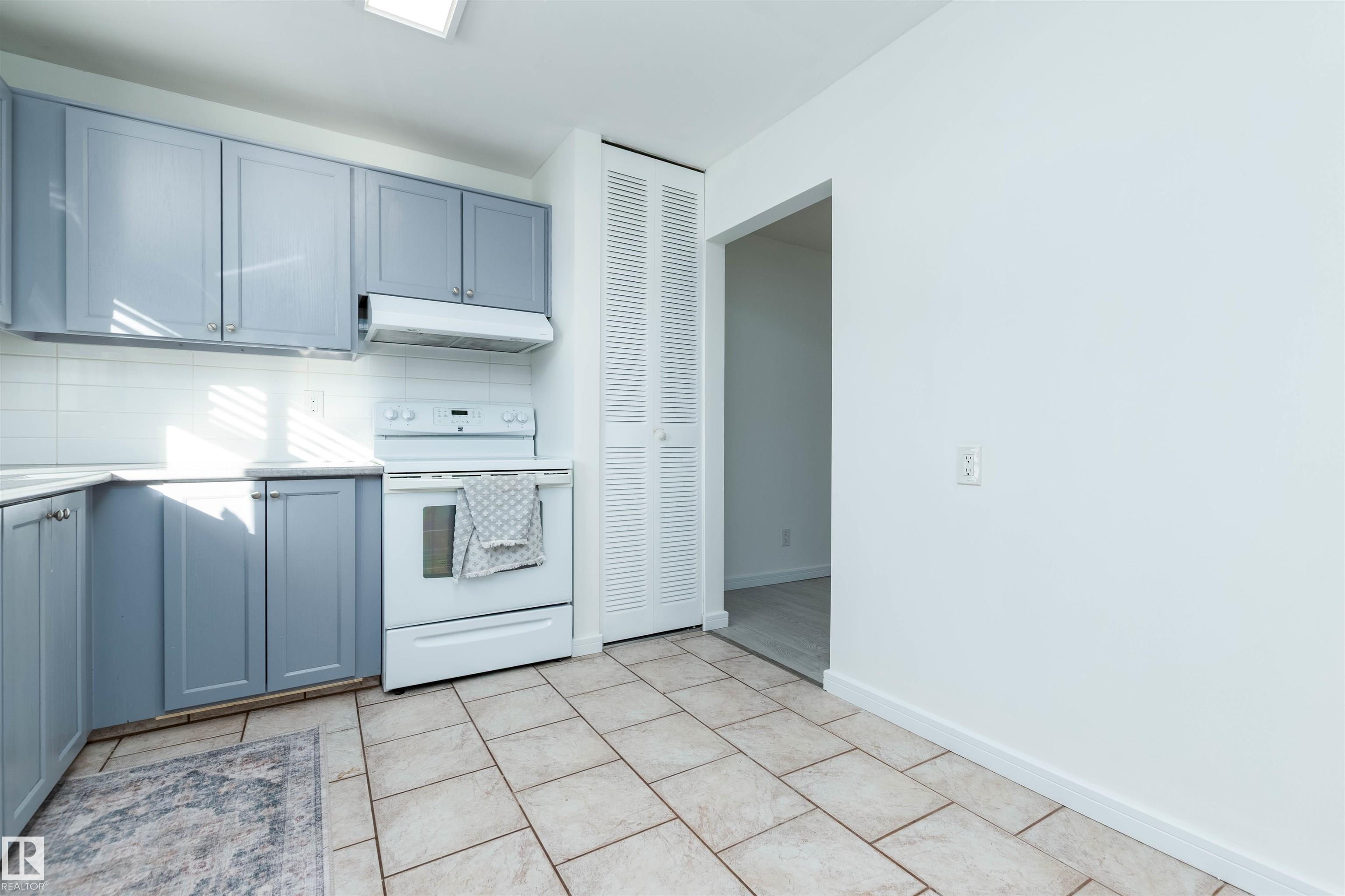 Fourth View of 135 Great Oaks, Broadmoor Estates, Sherwood Park, Alberta, T8A 0V8