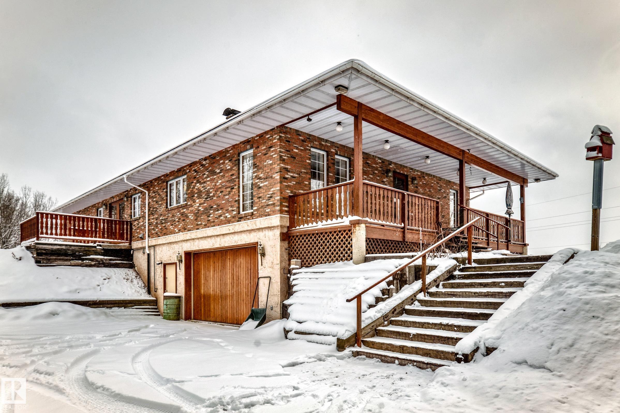 Third View of 3 53333 RGE ROAD 20, Chateau Heights, Rural Parkland County, Alberta, T7Y 0C4