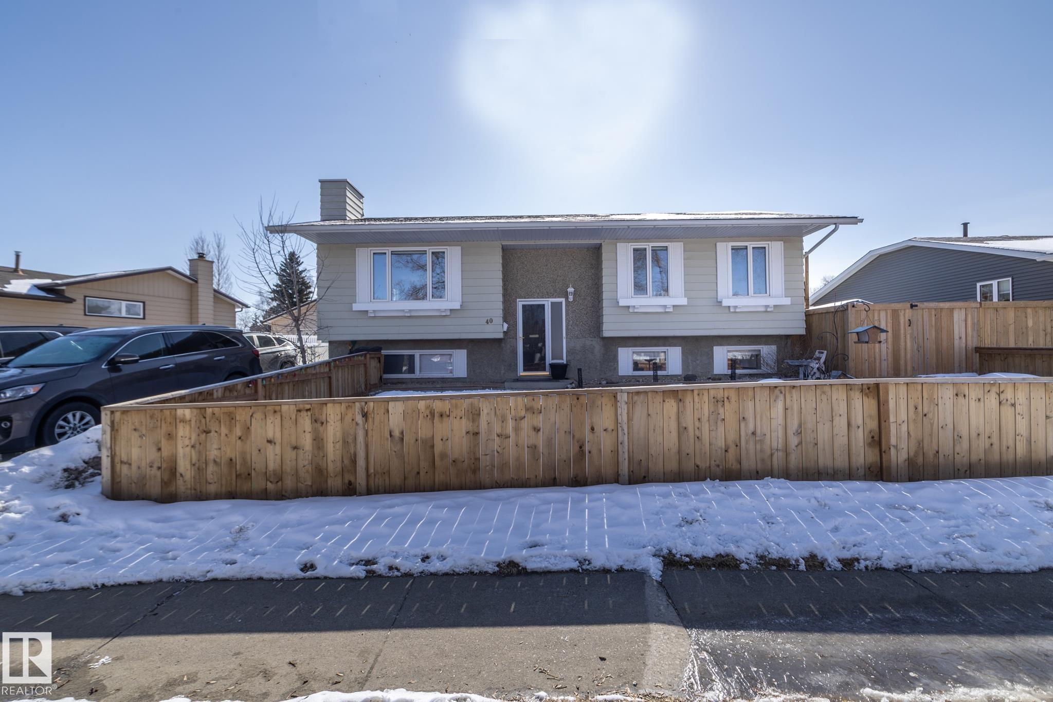 40 ATTWOOD Drive, E4480091, Alberta,