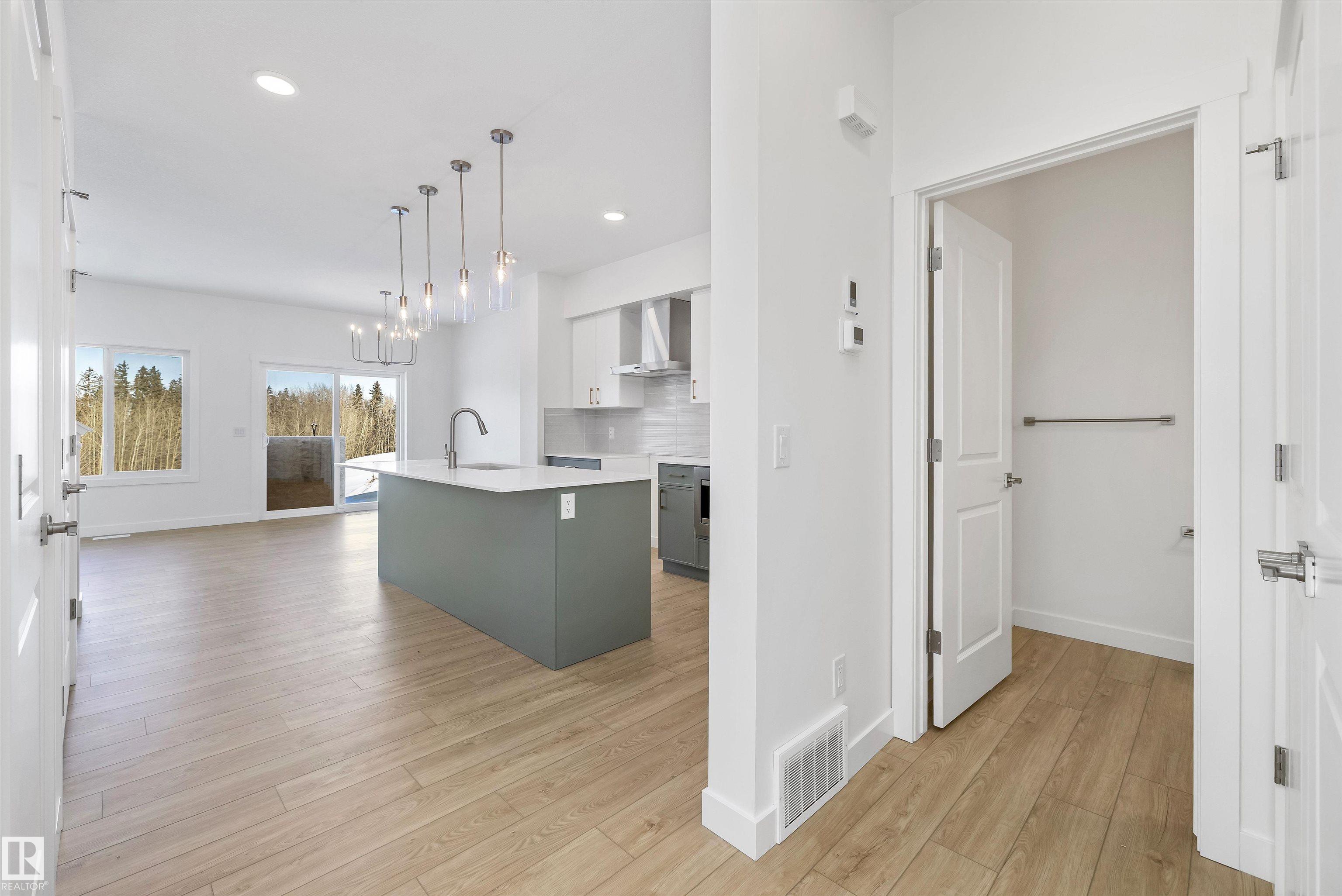 Third View of 1054 CRISTALL Crescent, Chappelle Area, Edmonton, Alberta, T6W 5S6