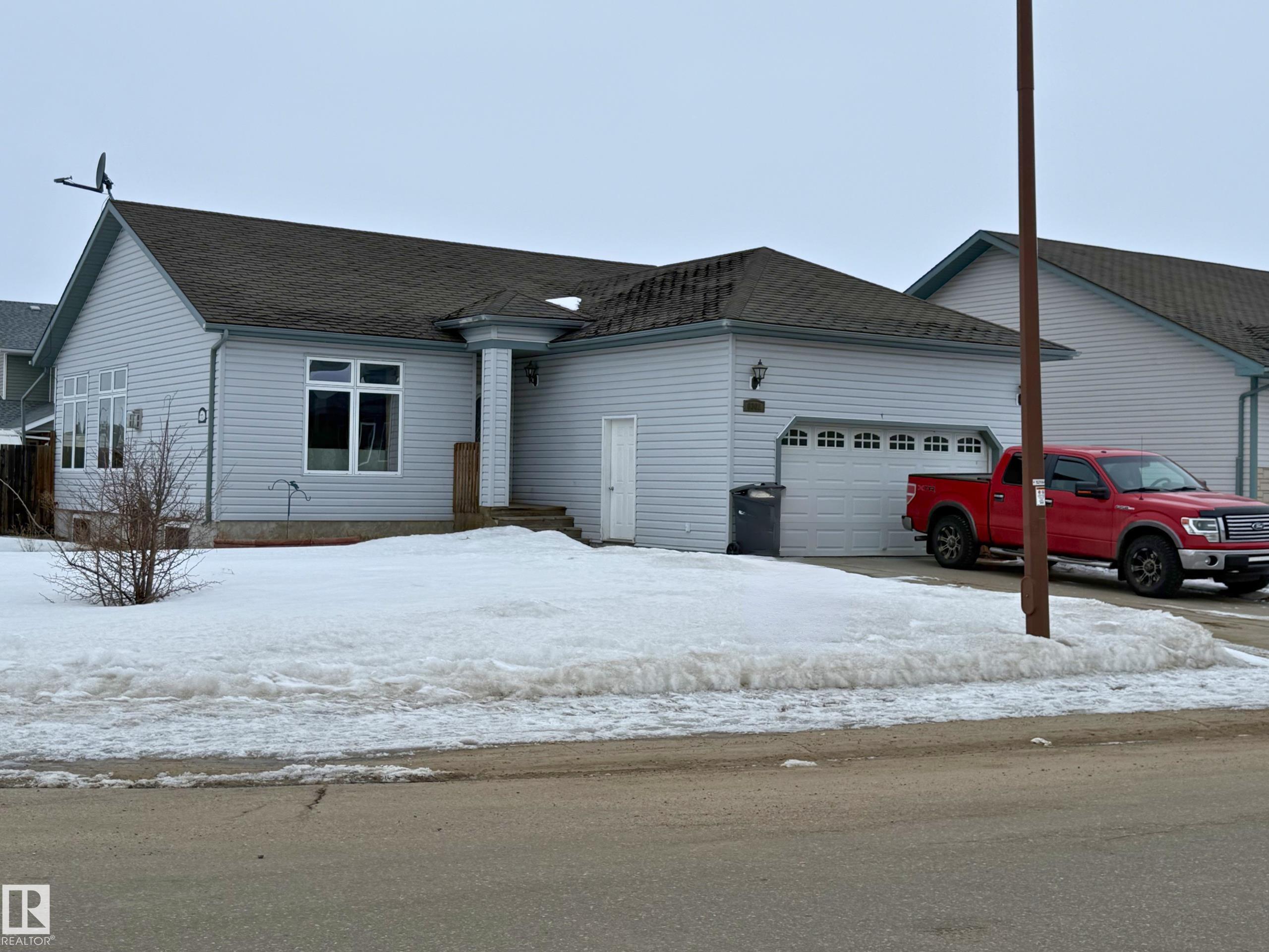 6302 47 Street, E4480238, Alberta,