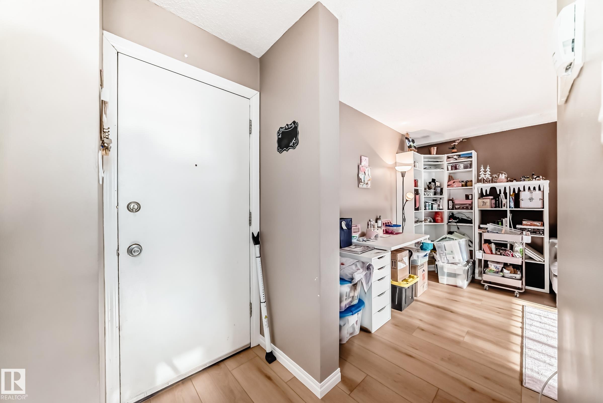 Fifth View of 102 10149 83 Avenue, Strathcona, Edmonton, Alberta, T6E 2C5