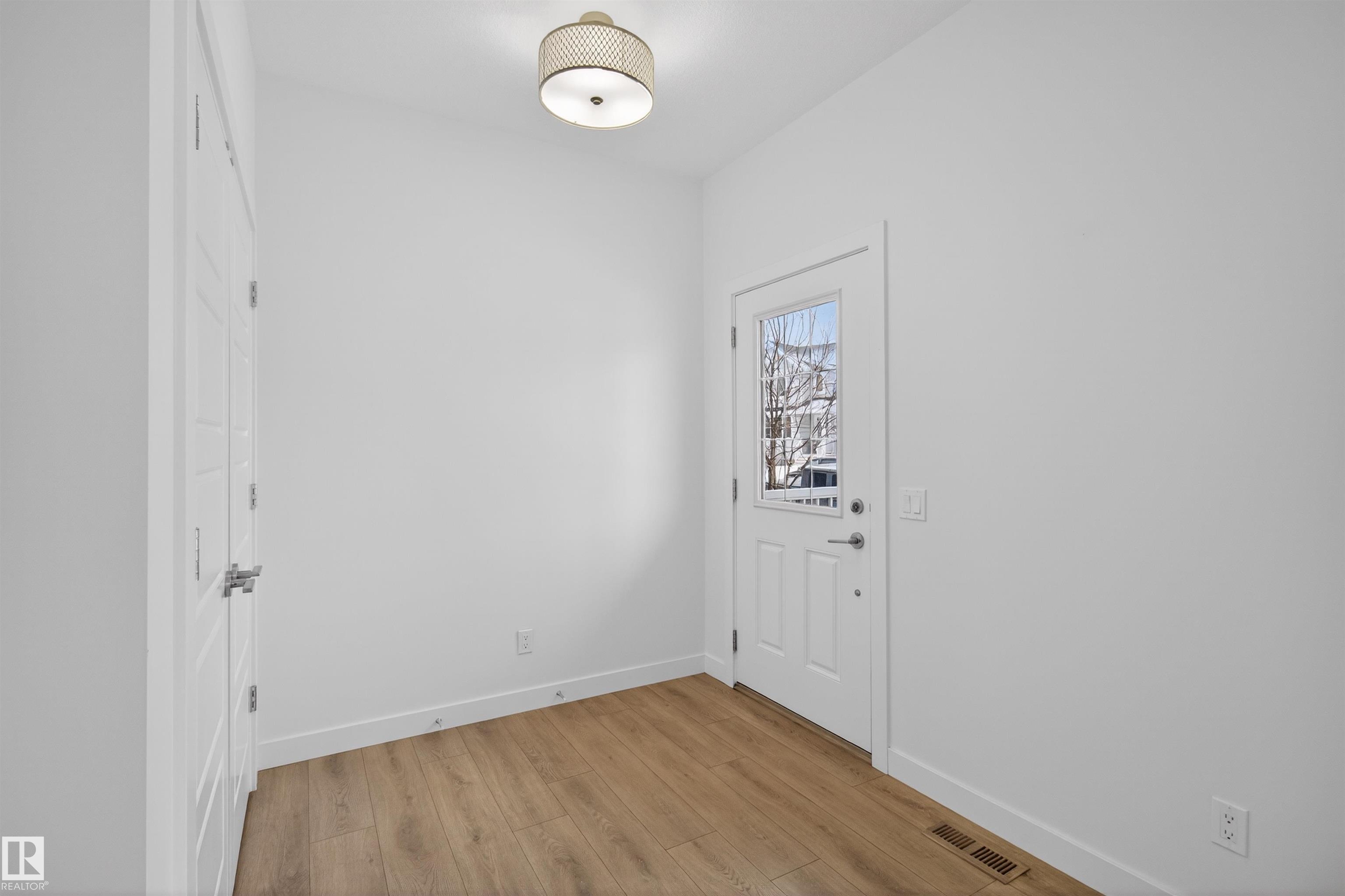 Second View of 2949 COUGHLAN GREEN Green, Chappelle Area, Edmonton, Alberta, T6W 3X6